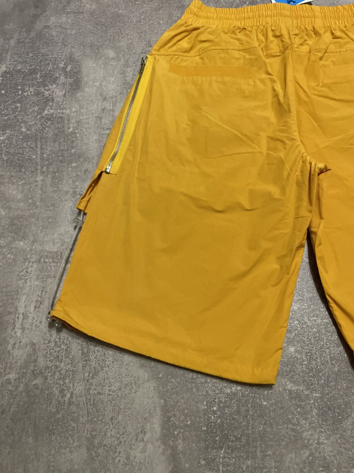 Japanese Brand × TAKA Original NEW Taka Original Tech Wear Y2K Shorts Size US 32 / EU 48 - 16 Thumbnail
