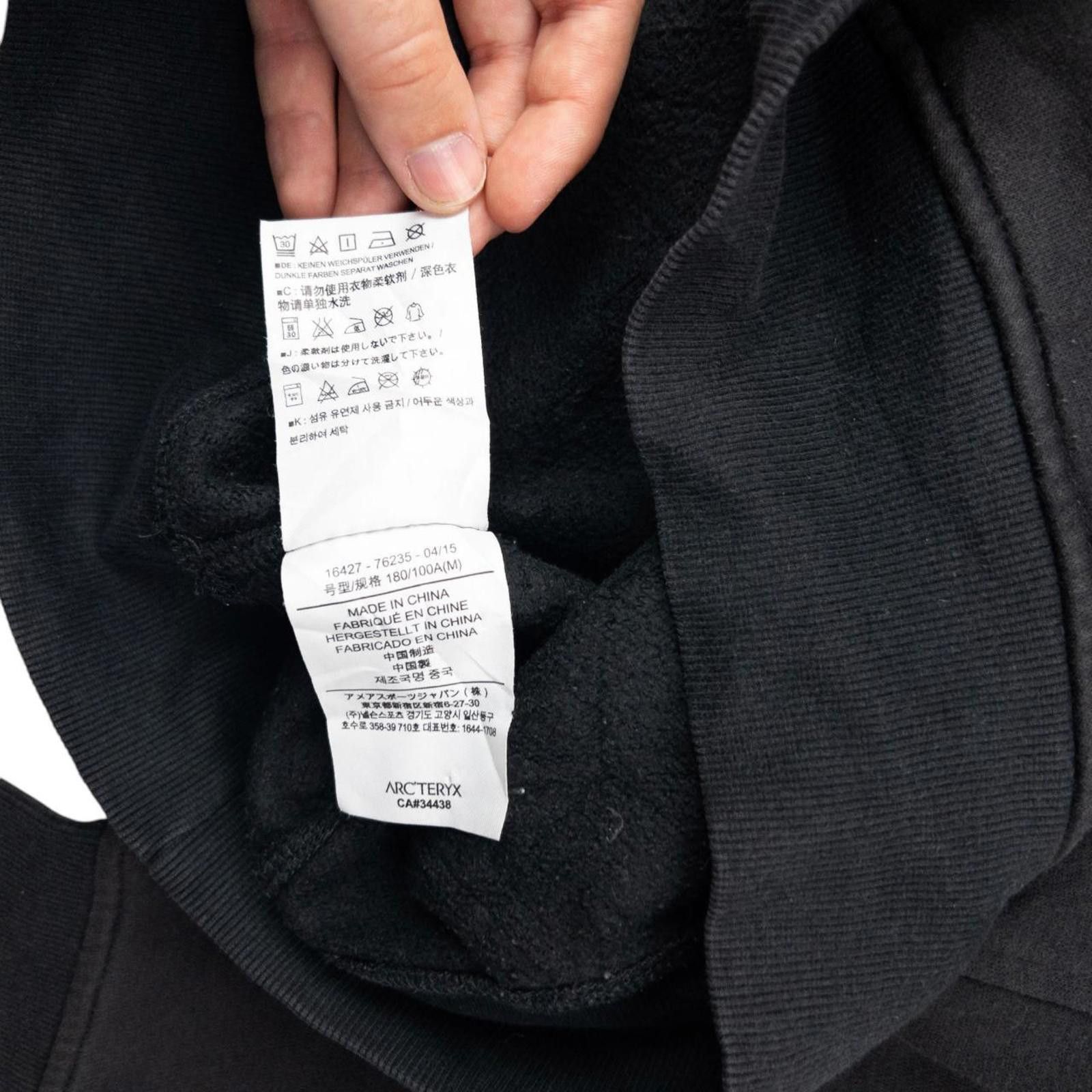 Arc'teryx Vintage Arcteryx Embroidered Hoodie Size M Size US M / EU 48-50 / 2 - 7 Thumbnail