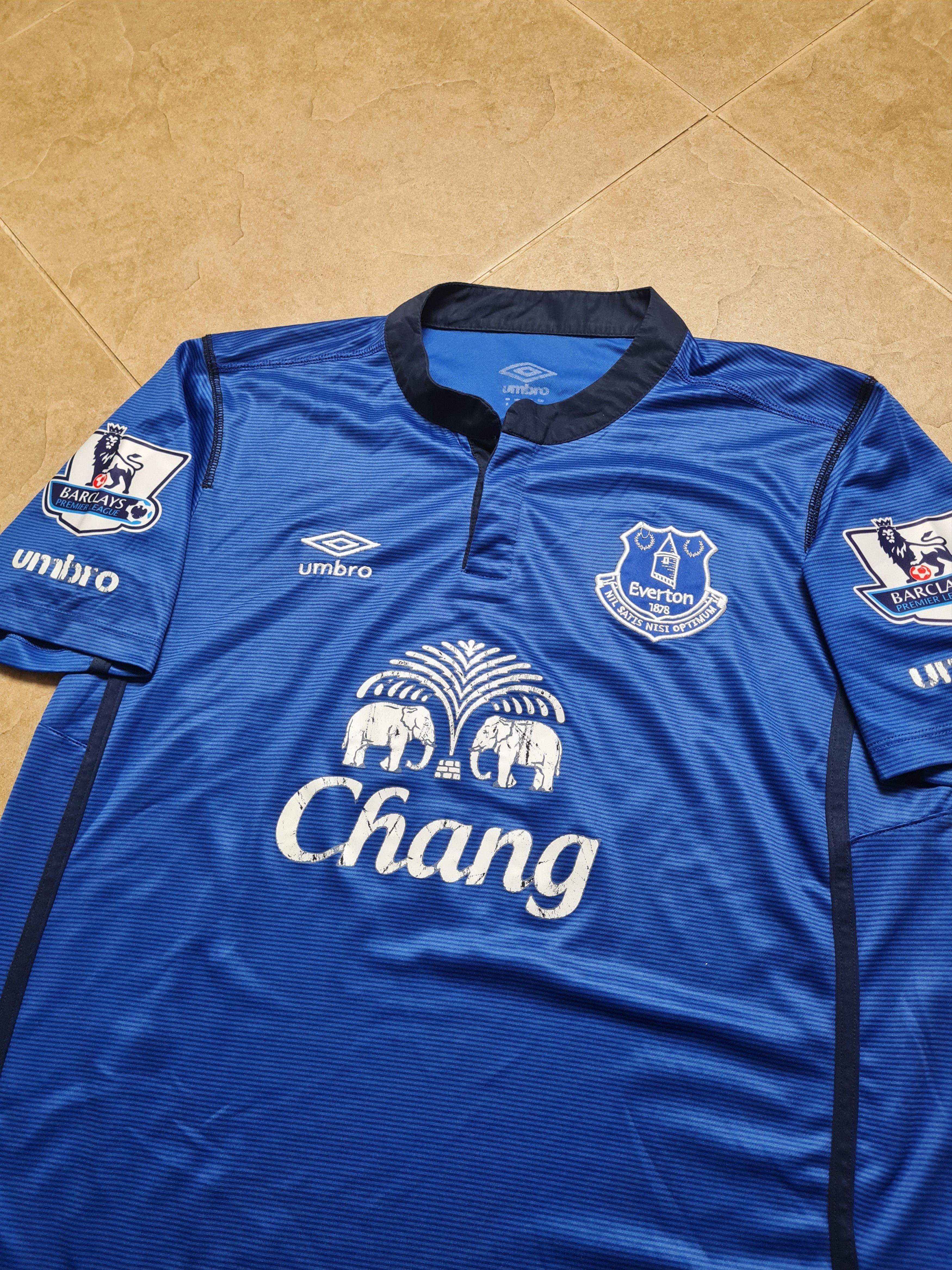Umbro EVERTON ENGLAND 2014/2015 HOME SHIRT JERSEY #17 BESIC UMBRO Size US L / EU 52-54 / 3 - 18 Thumbnail