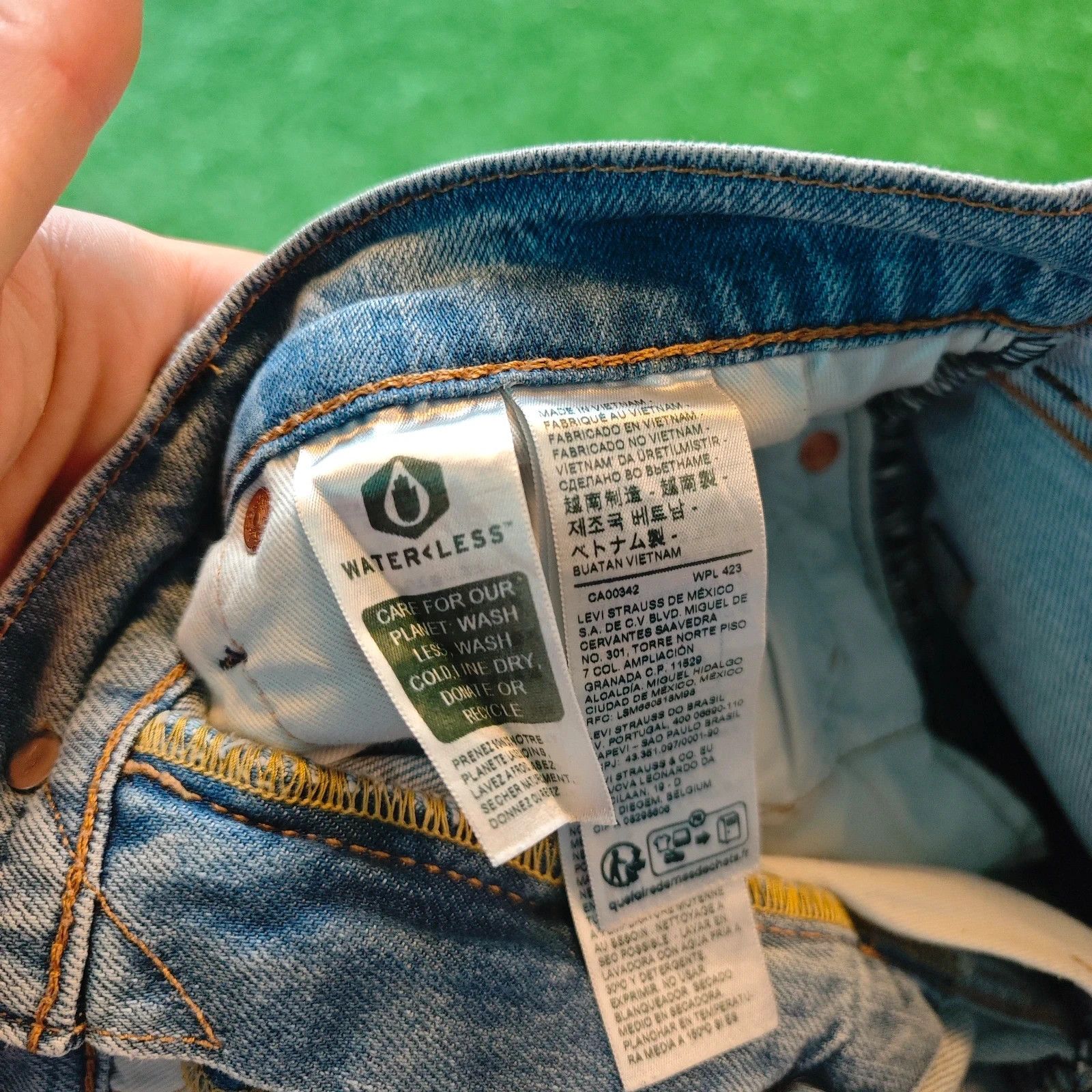 Levi's Levi's 502 Jeans Mens 29x32 Blue straight drip y2k Size US 29 - 8 Thumbnail