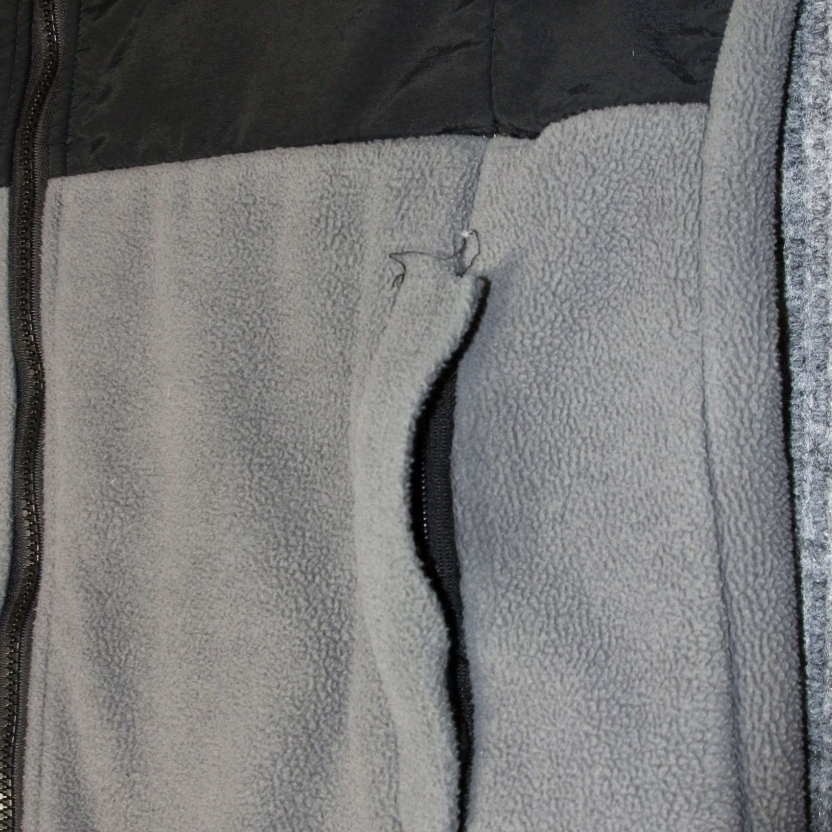 The North Face The North Face Denali Jacket Womens L Gray Black Polartec Full Zip Size L / US 10 / IT 46 - 4 Thumbnail