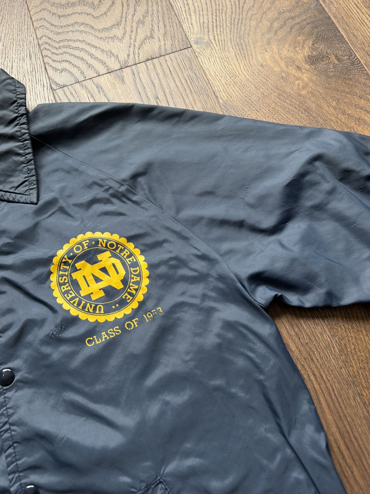 Champion Vintage 80s Notre Dame Champion Windbreaker Coaches Jacket Size US L / EU 52-54 / 3 - 5 Thumbnail