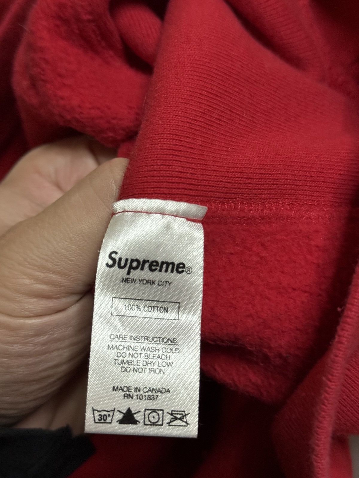 Supreme Supreme fw17 purple on red box logo hooded hoodie Size US M / EU 48-50 / 2 - 7 Thumbnail