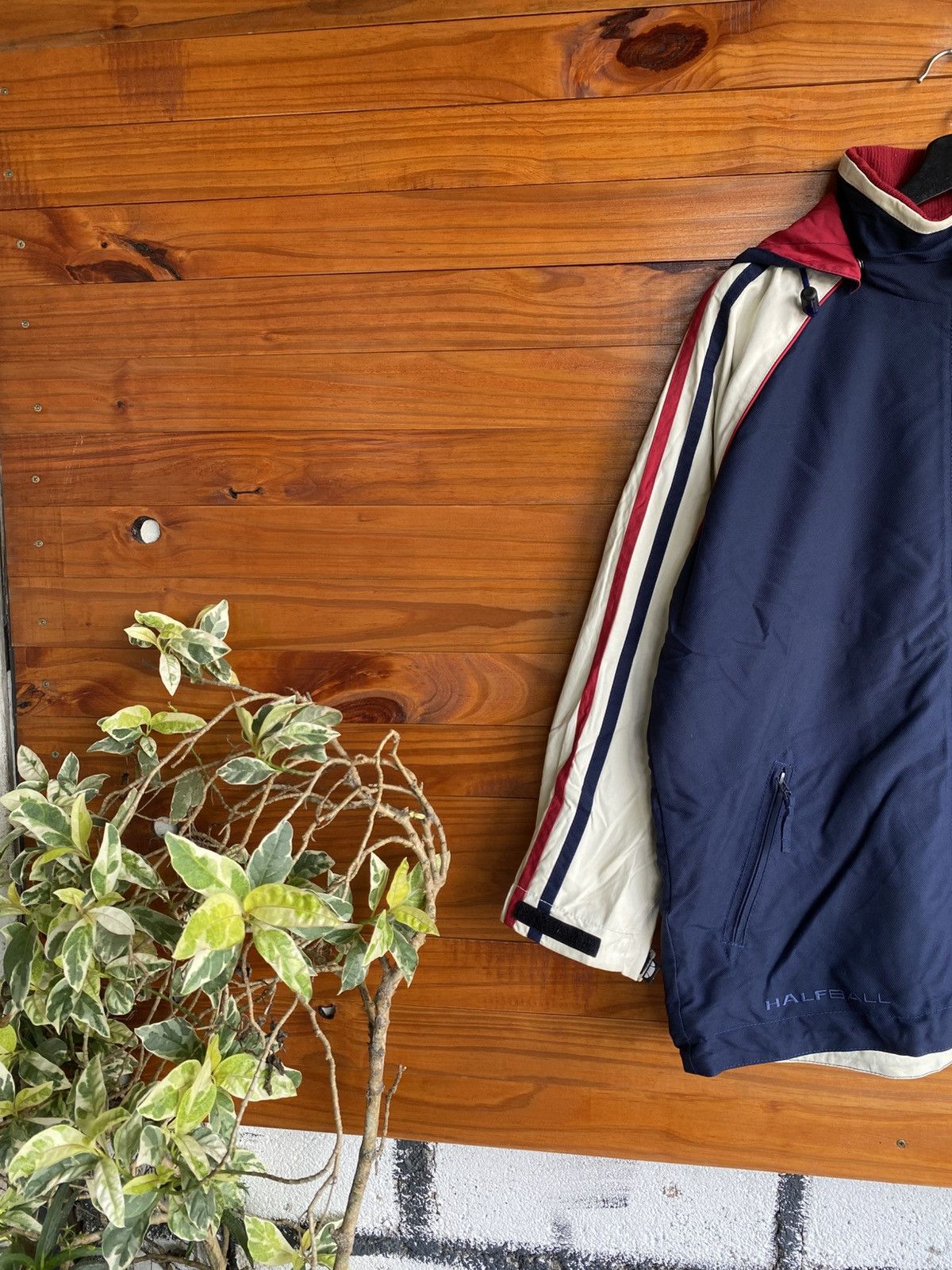 Ellesse × Goldwin Vintage Ellesse Halfball Hooded Jacket Navy White Red Jacket Size US S / EU 44-46 / 1 - 6 Thumbnail