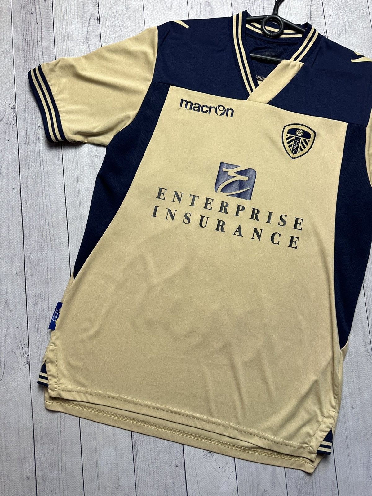 Vintage Vintage soccer jersey Leeds gold size L Size US L / EU 52-54 / 3 - 2 Thumbnail