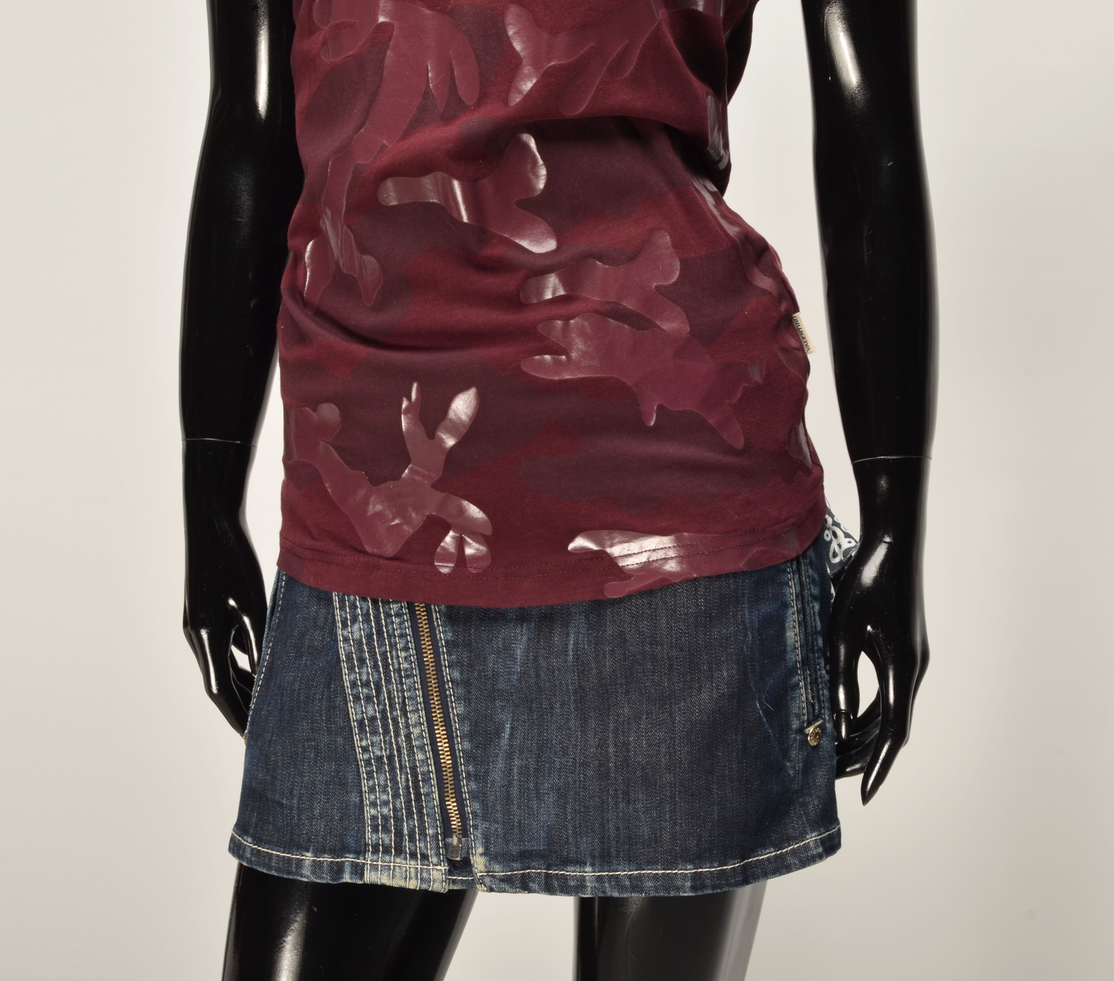 Valentino Valentino Burgundy Camo SS19 Short Sleeve Grunge T-shirt Size S / US 4 / IT 40 - 3 Thumbnail
