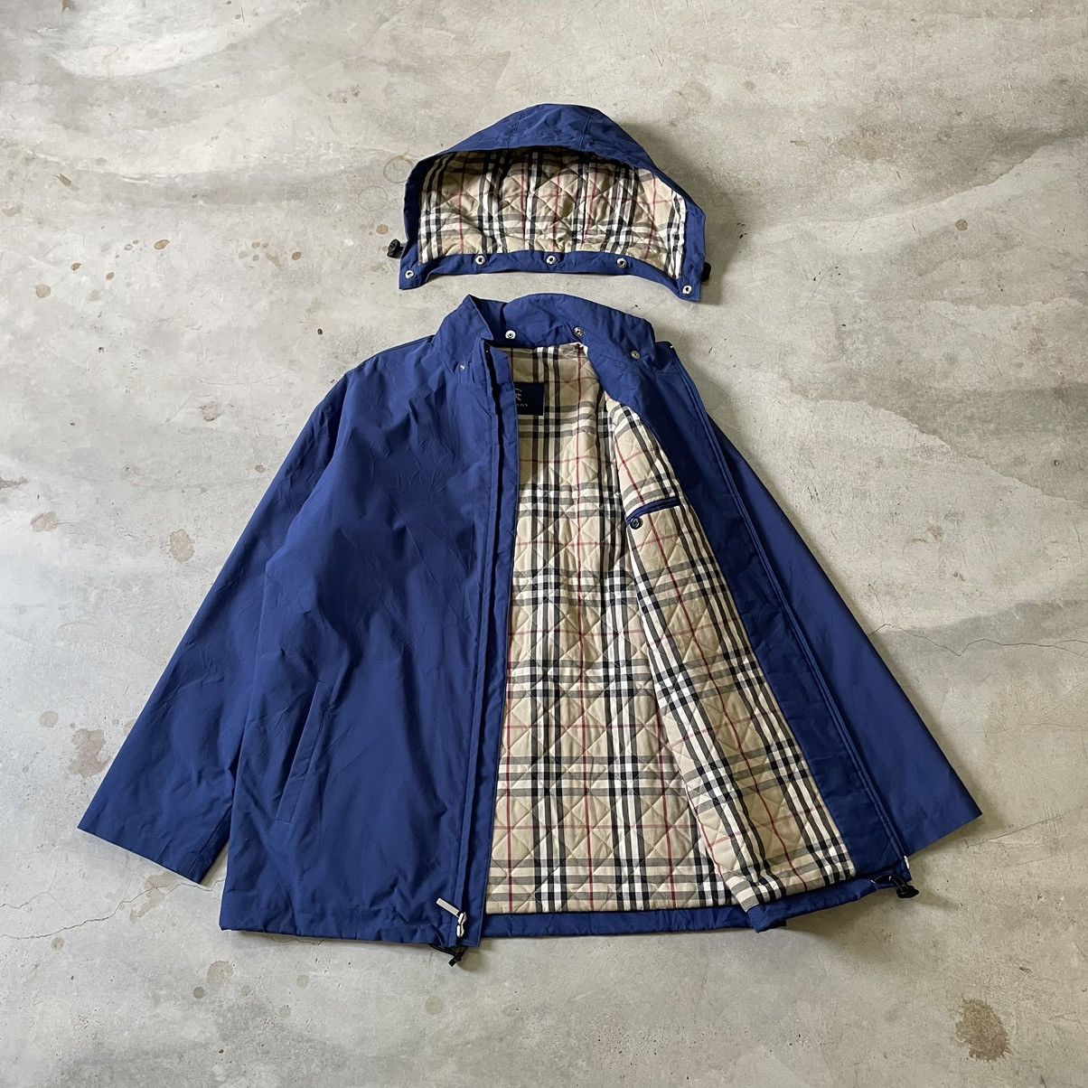 Burberry Vintage Burberry Weather Proof Nova Check Quilted Jacket Size US L / EU 52-54 / 3 - 1 Thumbnail