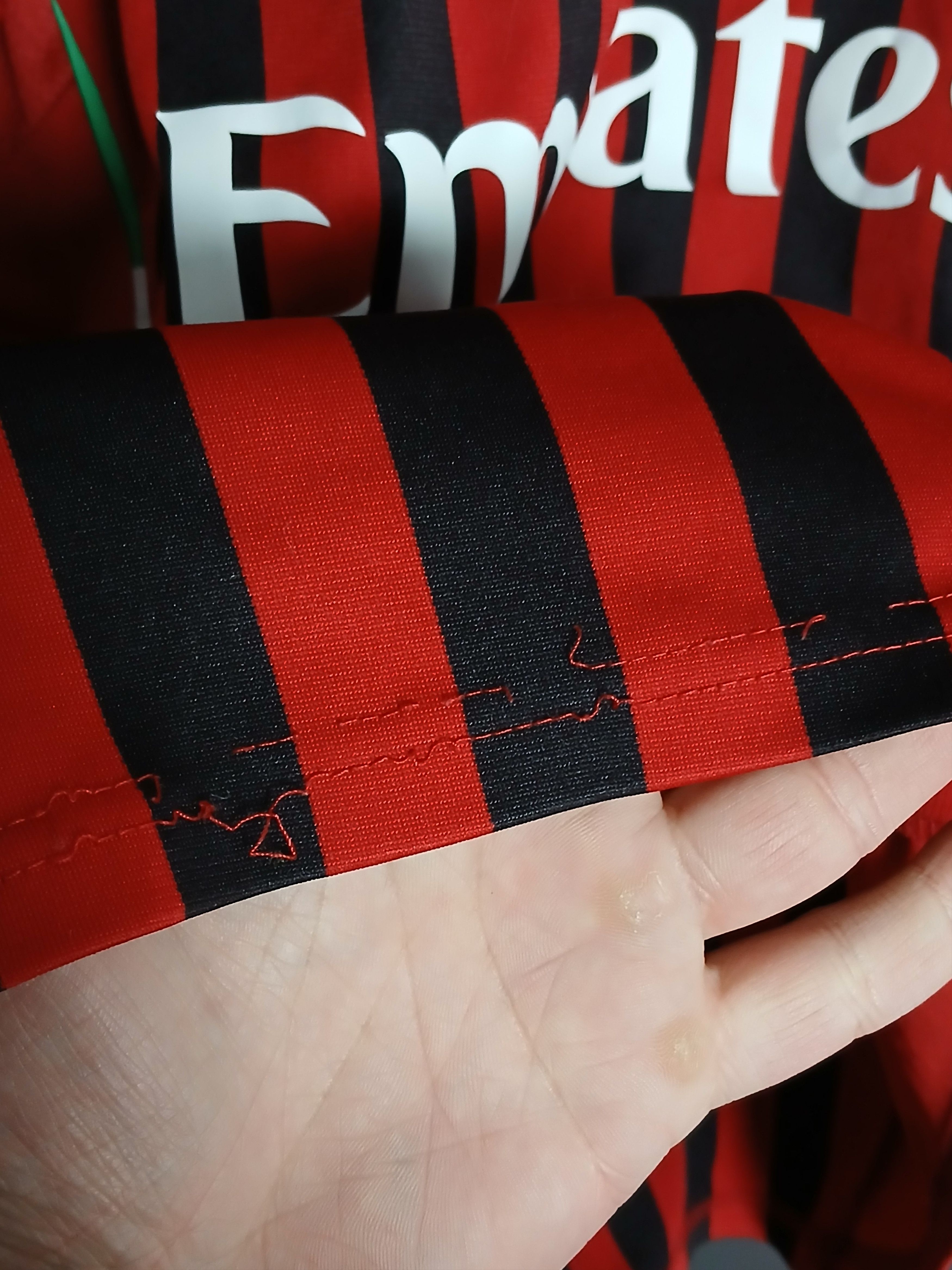 Other Milan 11/12 Home Football Jersey T-Shirt Size US S / EU 44-46 / 1 - 9 Thumbnail
