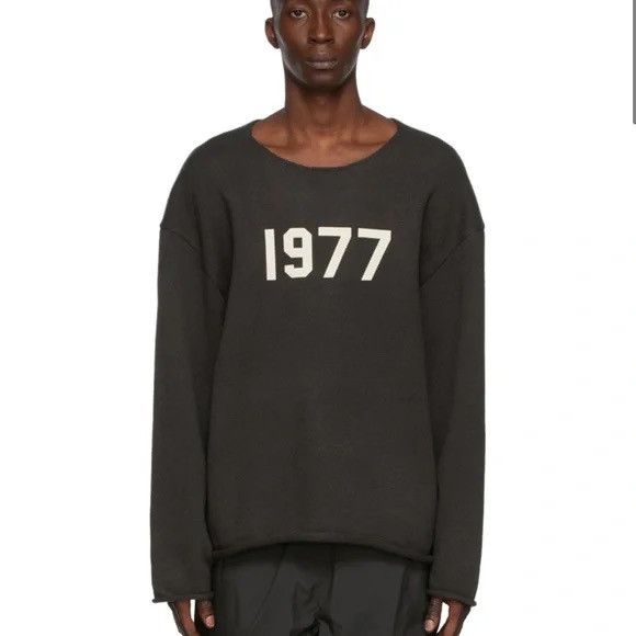 image of Essentials Raw Edge '1977' Sweater in Iron, Men's (Size Small)