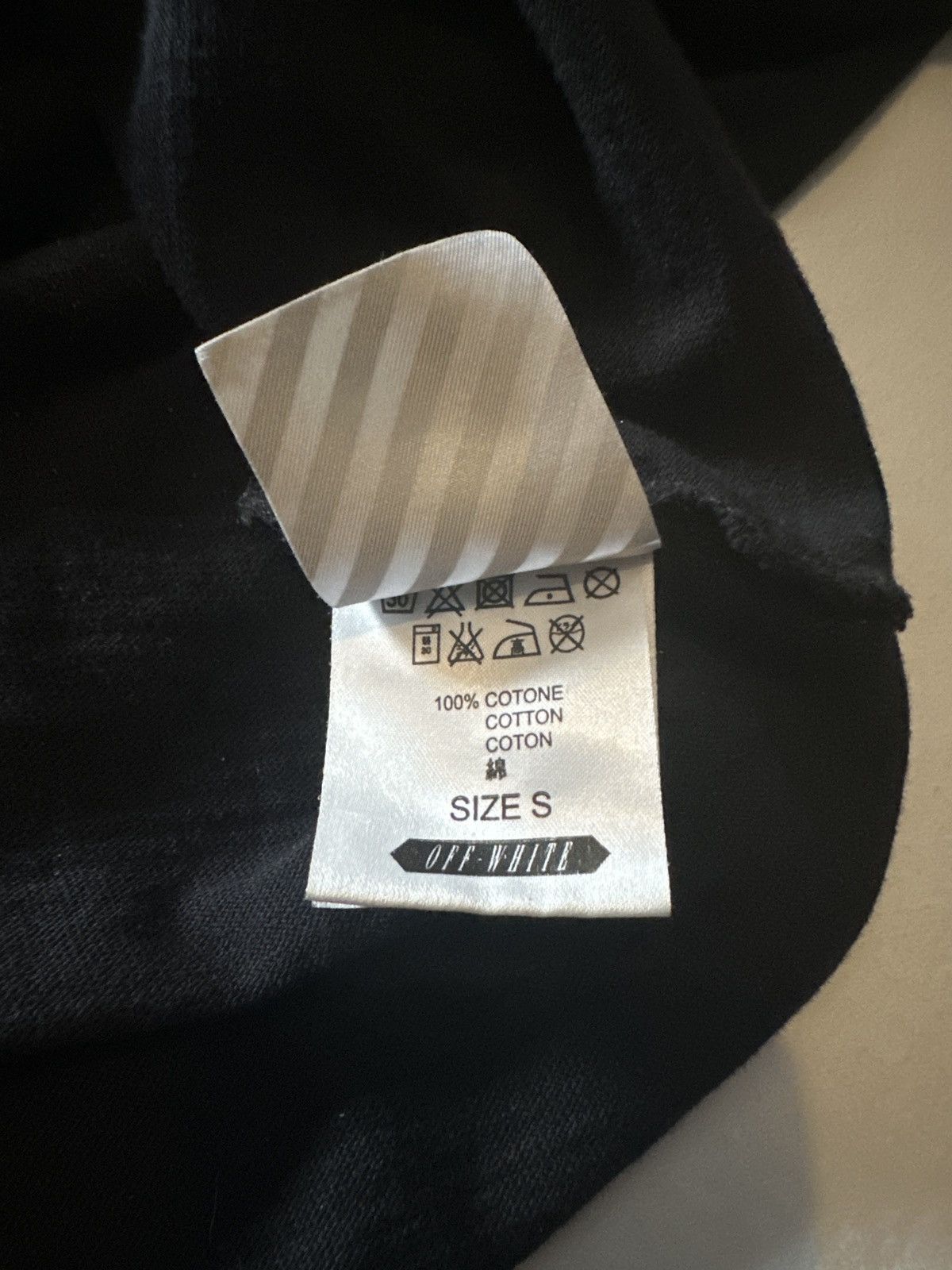OFF WHITE Caravaggio t-shirt