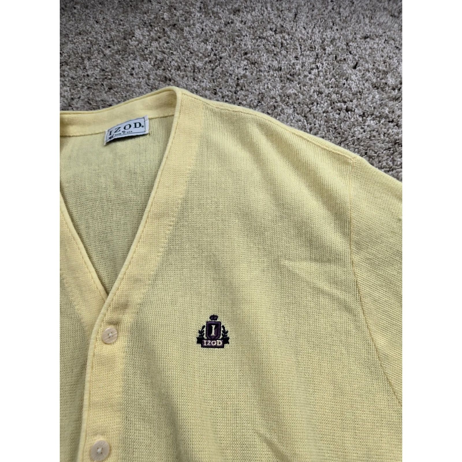 Izod VINTAGE IZOD Sweater Cardigan Mens XL Yellow USA Crest Logo 80s Acrylic Knit V-Neck Long Sleeve Button Size US XL / EU 56 / 4 - 4 Thumbnail