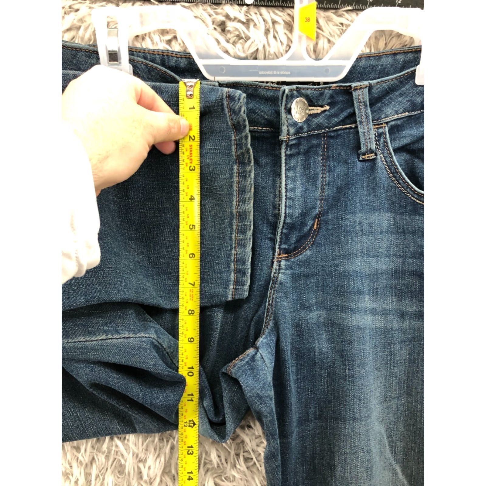Lee Lee Perfect Fit Jeans Size 12 Womens Mid Rise Dark Wash Blue Denim Straight 5-Pocket Design Zipper Button Belt Loops Size 34" / US 12 / IT 48 - 4 Thumbnail