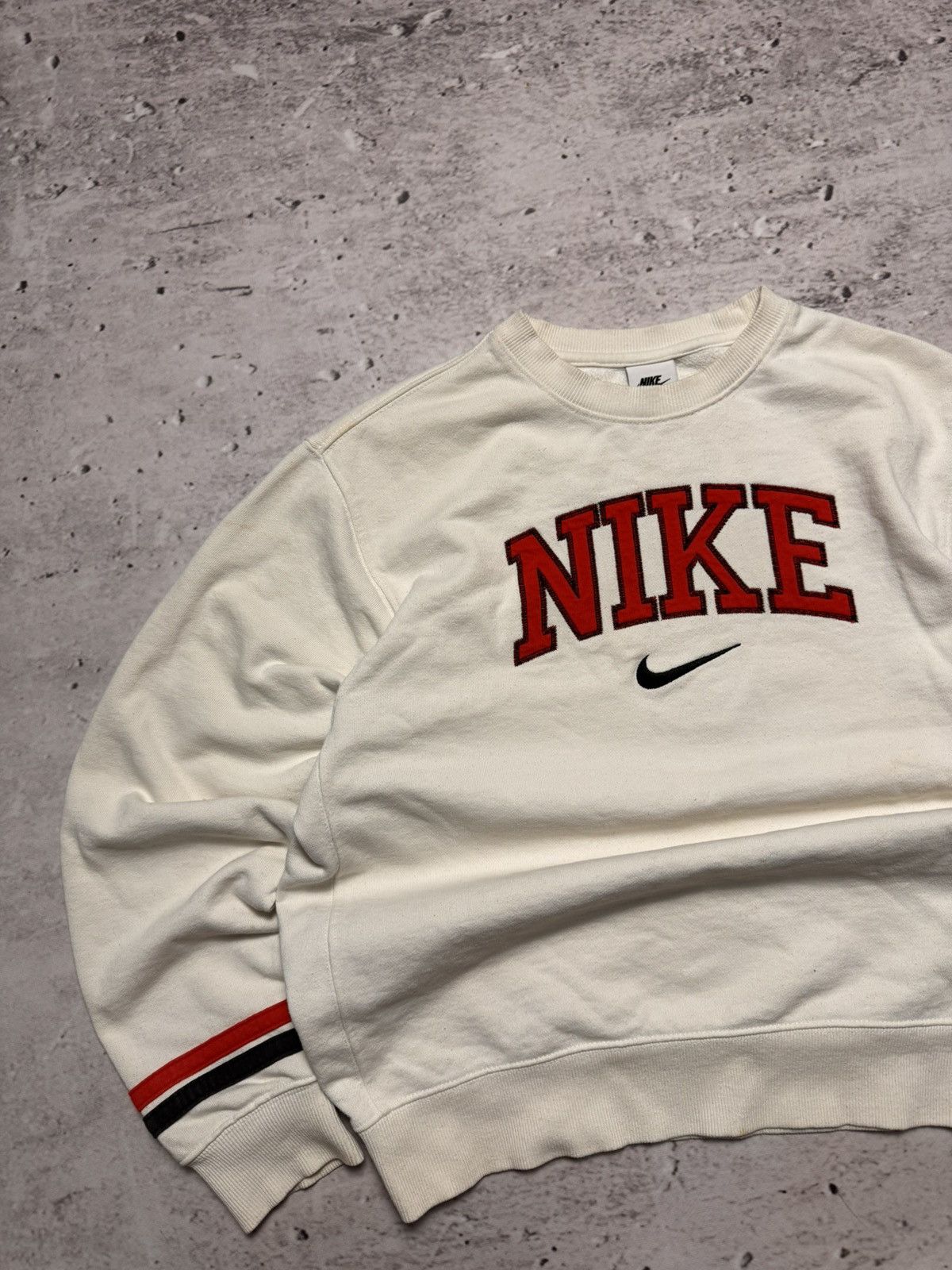 Nike × Vintage NIKE VINTAGE CENTER LOGO OVERSIZE BOXY SWEATSHIRT Size US M / EU 48-50 / 2 - 2 Thumbnail