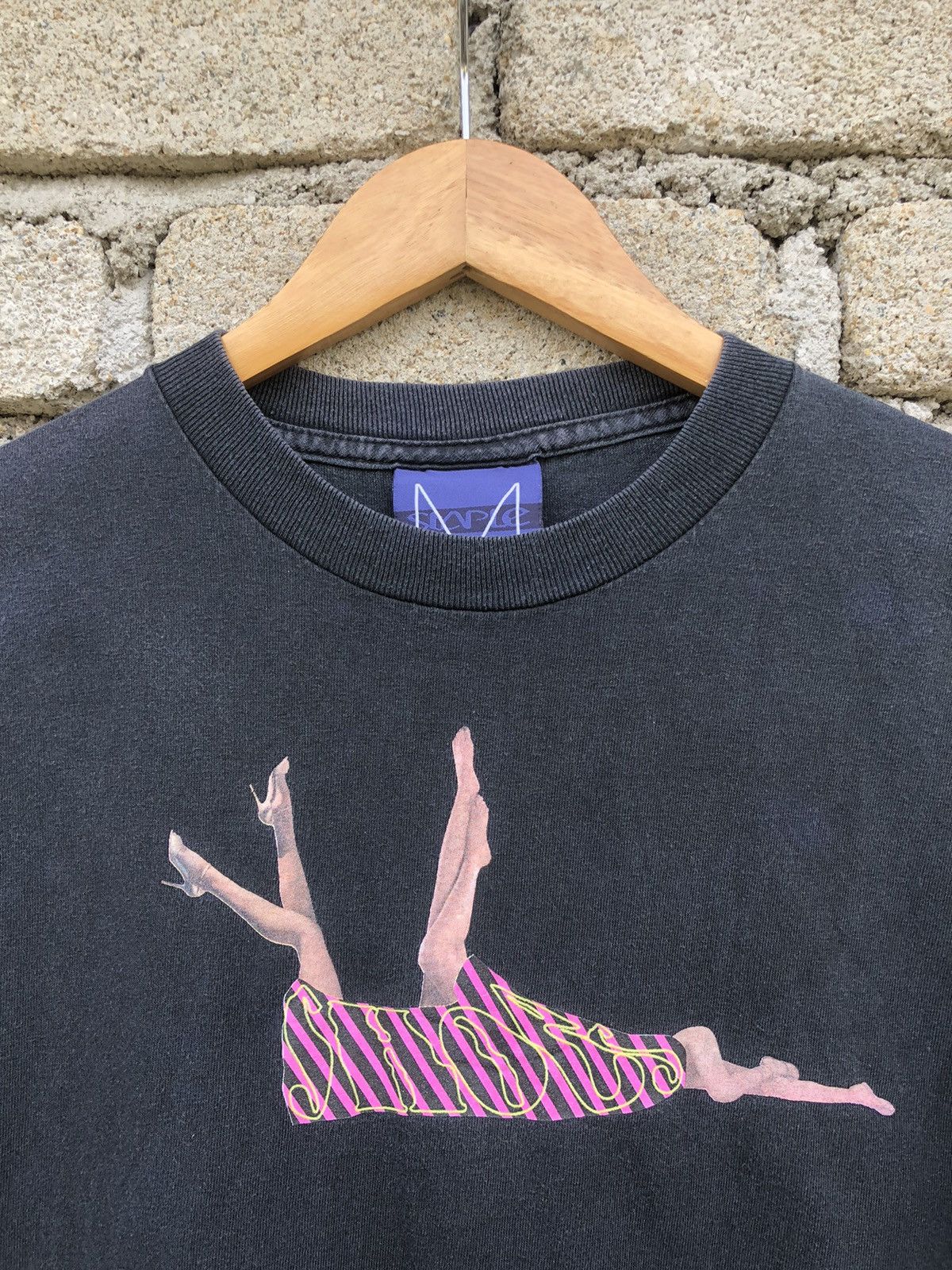 Staple Vintage Y2K Sunfaded Staple Shoes Graphic Tee Size US M / EU 48-50 / 2 - 4 Thumbnail