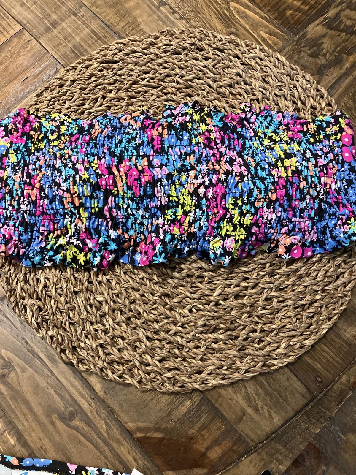 Other NWT Curves CA Waves Created Floral Smocked Tube Top Size XL / US 12-14 / IT 48-50 - 1 Thumbnail
