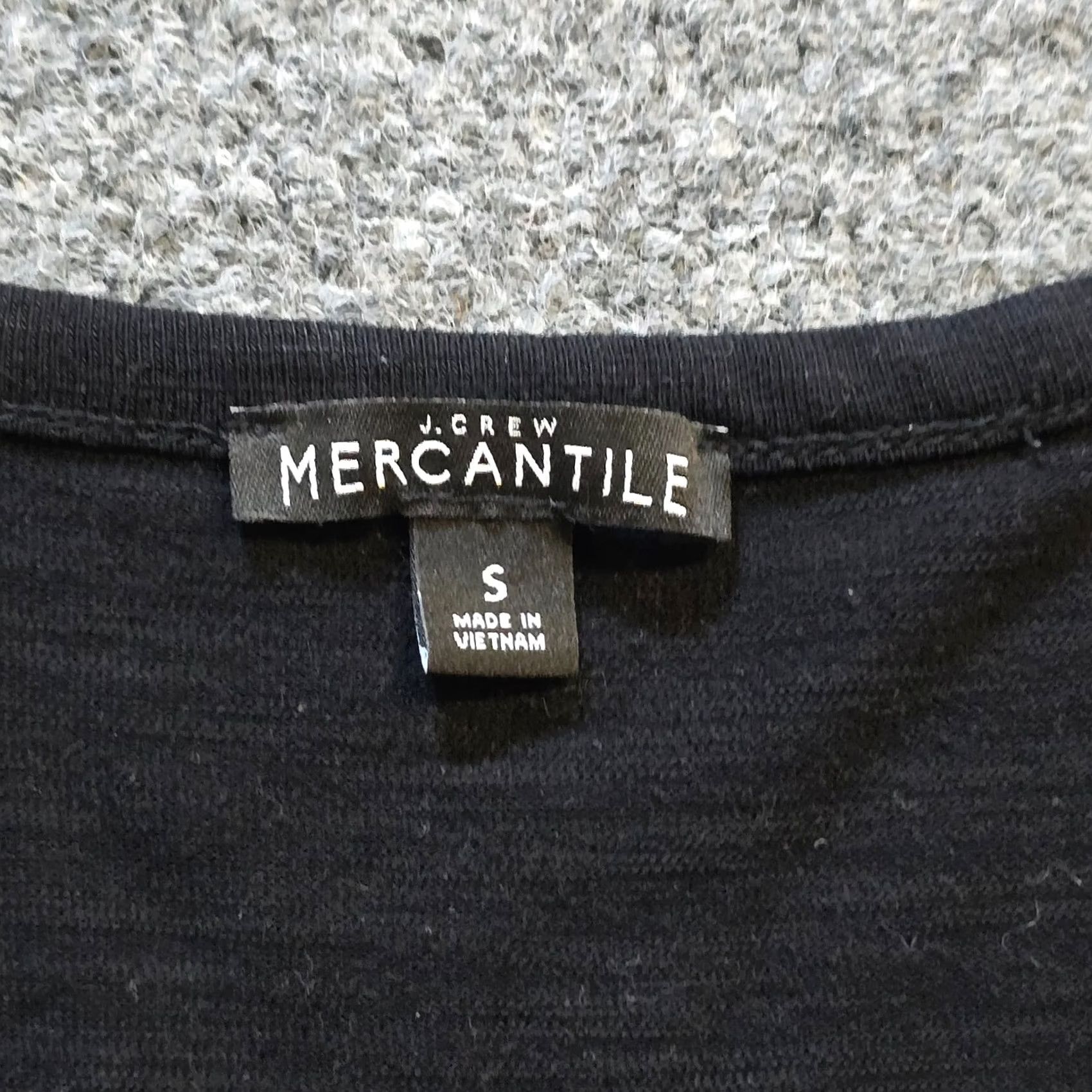 J.Crew J.CREW Blouse Shirt Womens Size S Black Ruffle Neck Basic Knit Stretch Casual Sleeve Long Sleeve Vintage No Size S / US 4 / IT 40 - 4 Thumbnail