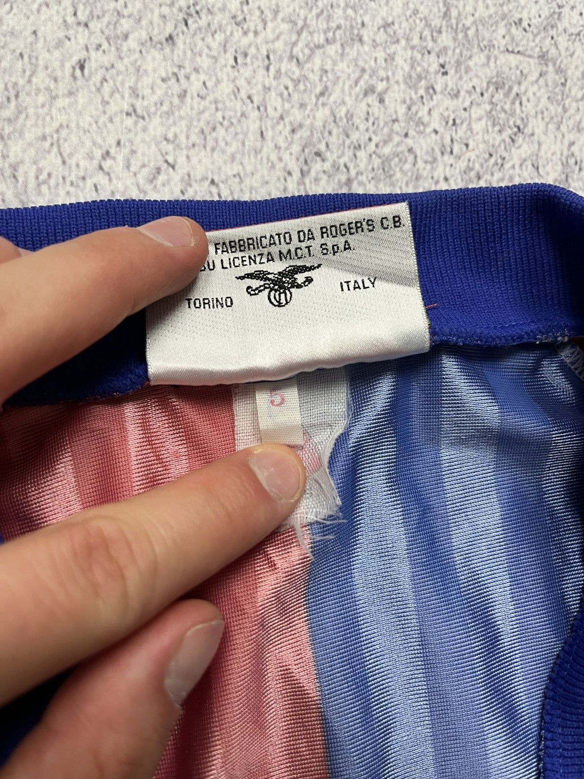 Vintage Vintage Barcelona 90’s Home Soccer Jersey Koeman #4 Size US L / EU 52-54 / 3 - 8 Thumbnail