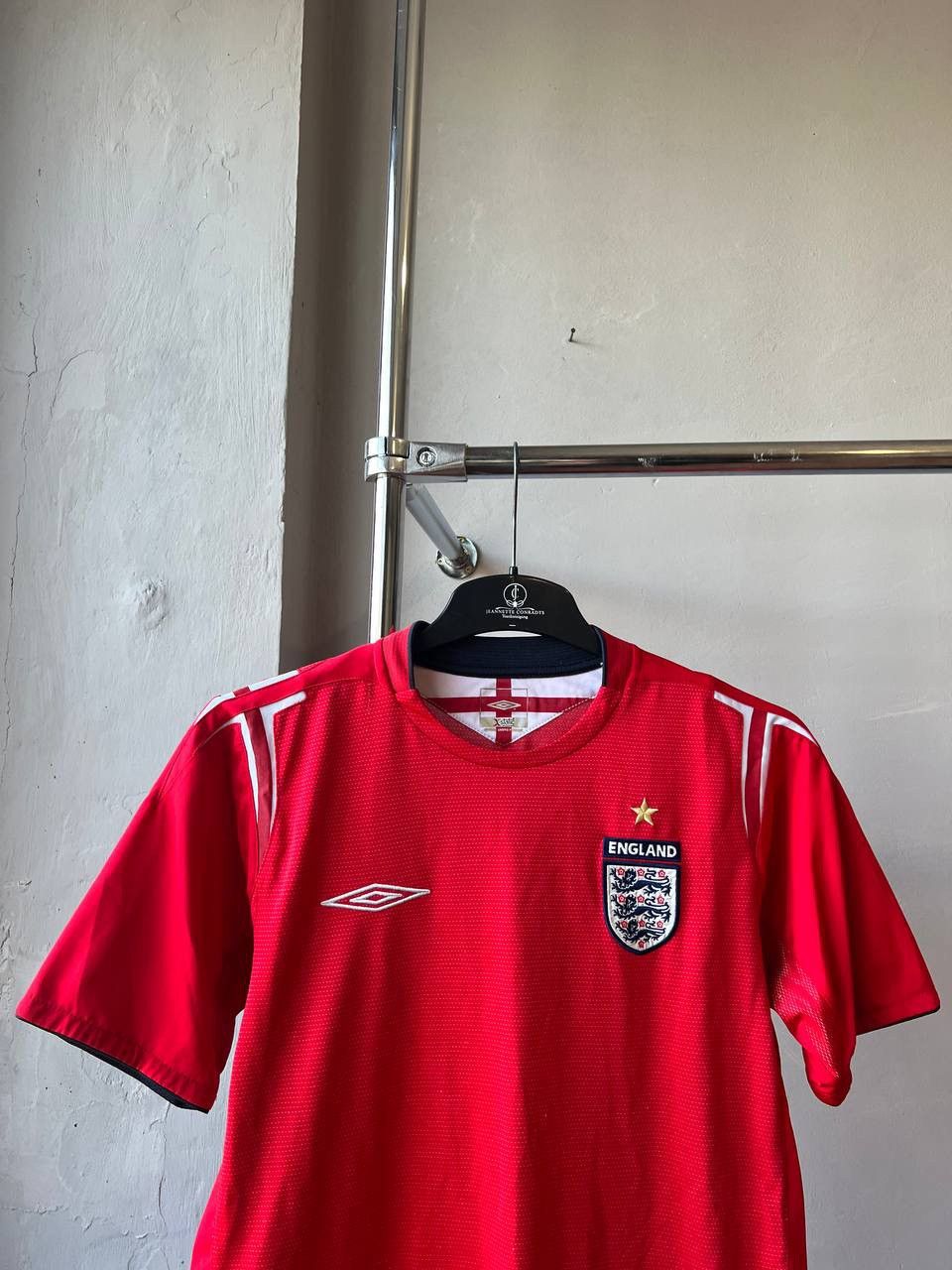 Umbro 2004/06 ENGLAND TEAM AWAY SOCCER JERSEY FOOTBALL SHIRT UMBRO Size US S / EU 44-46 / 1 - 4 Thumbnail