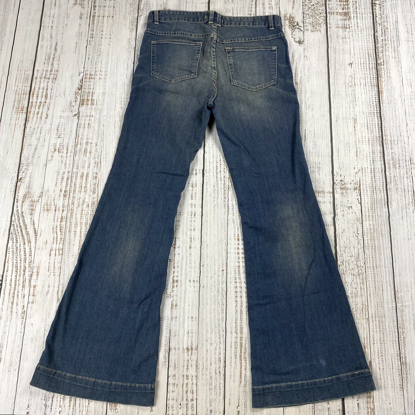 Free People VINTAGE Free People Jeans Flare Bellbottom Sailor Distressed Flap Pocket 29W Blue Cotton Denim 34 Inseam Regular Rise 11" Gap Bohemian Size 26" / US 2 / IT 38 - 6 Thumbnail