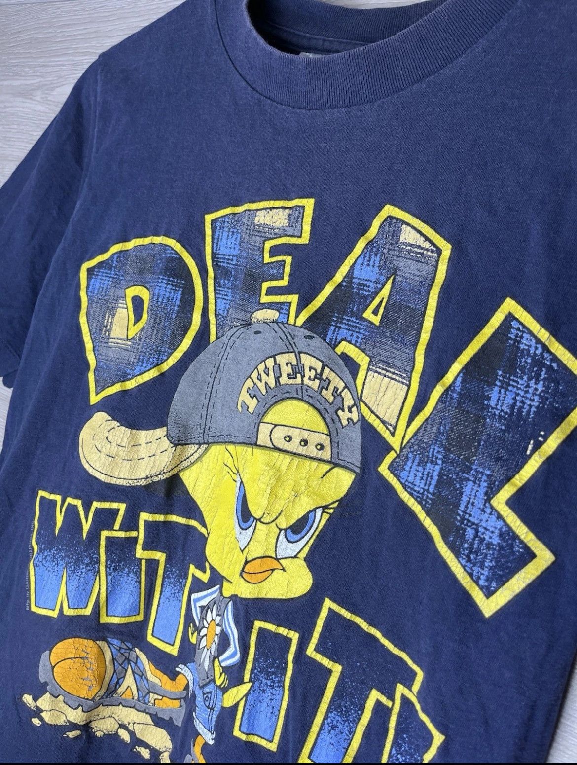 Other Vintage Merch T-shirt Deal Wit It 1995 Size S Size US S / EU 44-46 / 1 - 4 Thumbnail