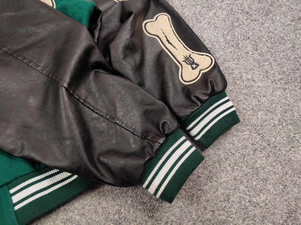 Japanese Brand Vintage Bones Japan Skeleton Letterman Varsity Bomber Jacket Size US S / EU 44-46 / 1 - 15 Thumbnail