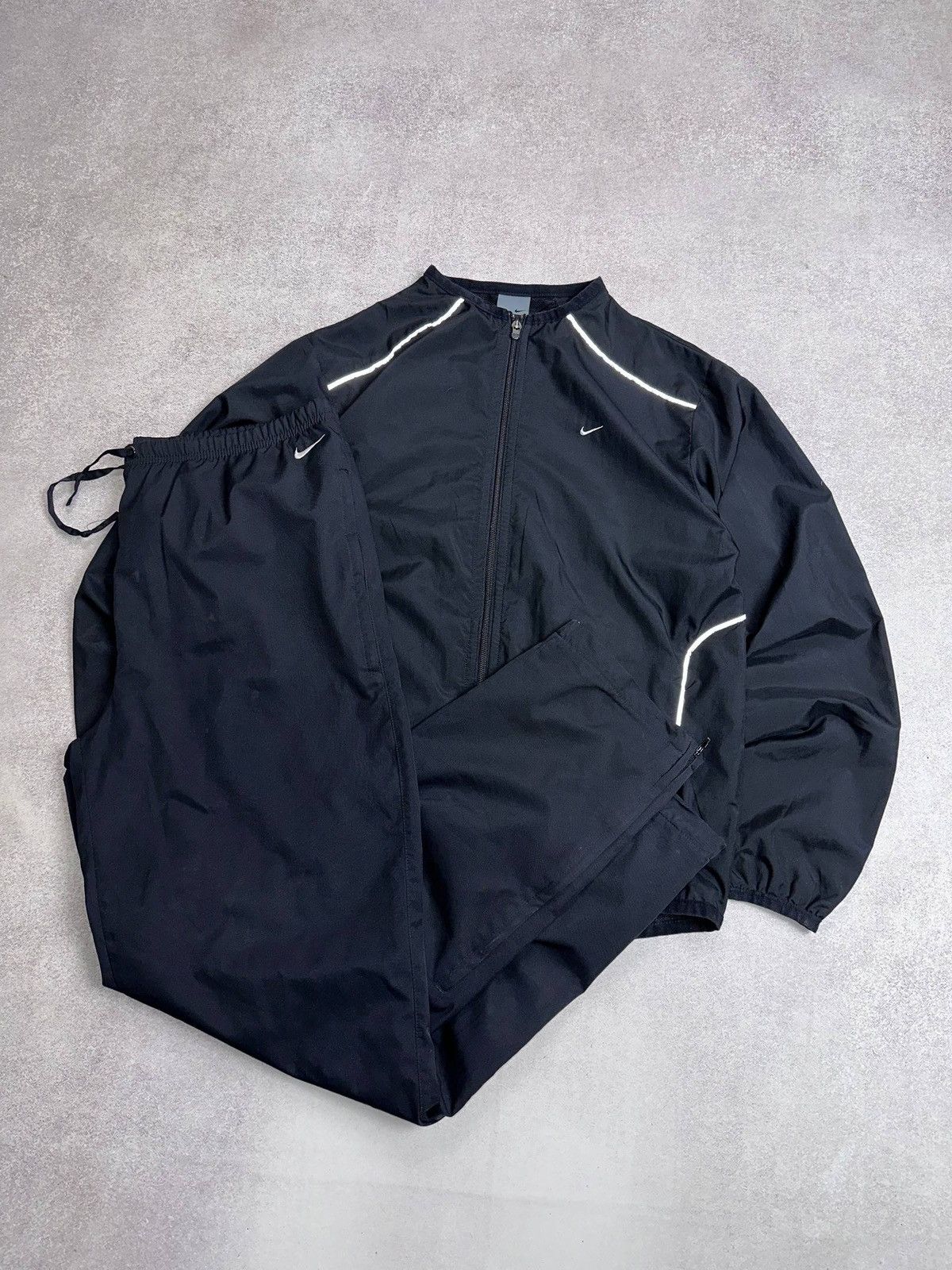 Nike × Skepta Vintage Nike TN Skepta Style Black Nylon Tracksuit Y2K Rare Size US S / EU 44-46 / 1 - 1 Thumbnail