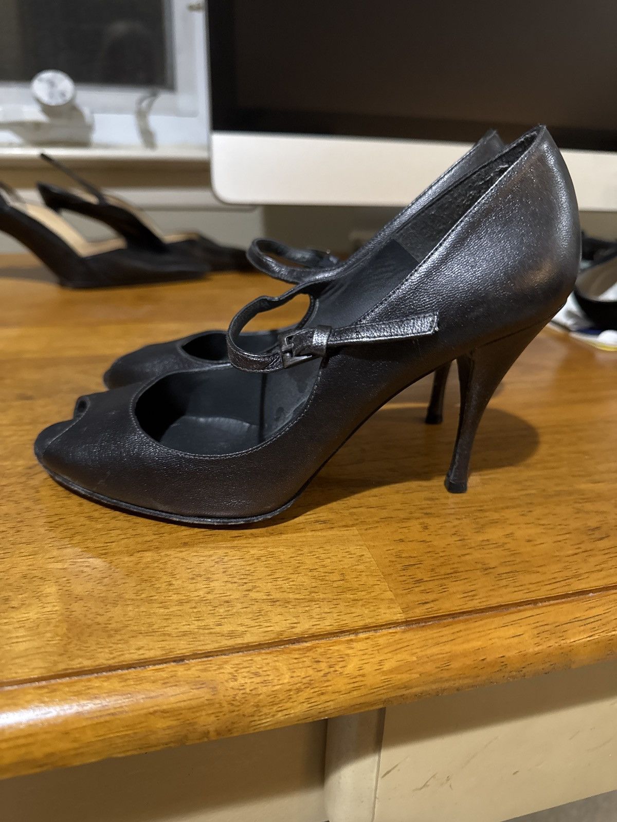 Stuart Weitzman Stuart Weitzman high heeled Mary Jane Size US 7 / IT 37 - 2 Thumbnail