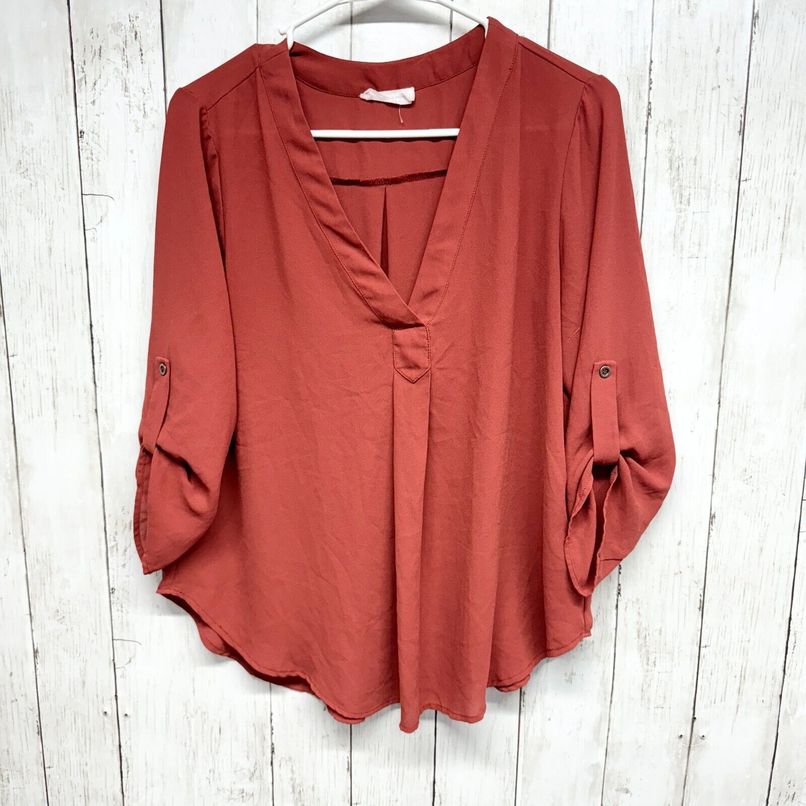 Other Lush Blouse Small Split Neck Long Sleeve Curved Hem Button Size S / US 4 / IT 40 - 1 Thumbnail