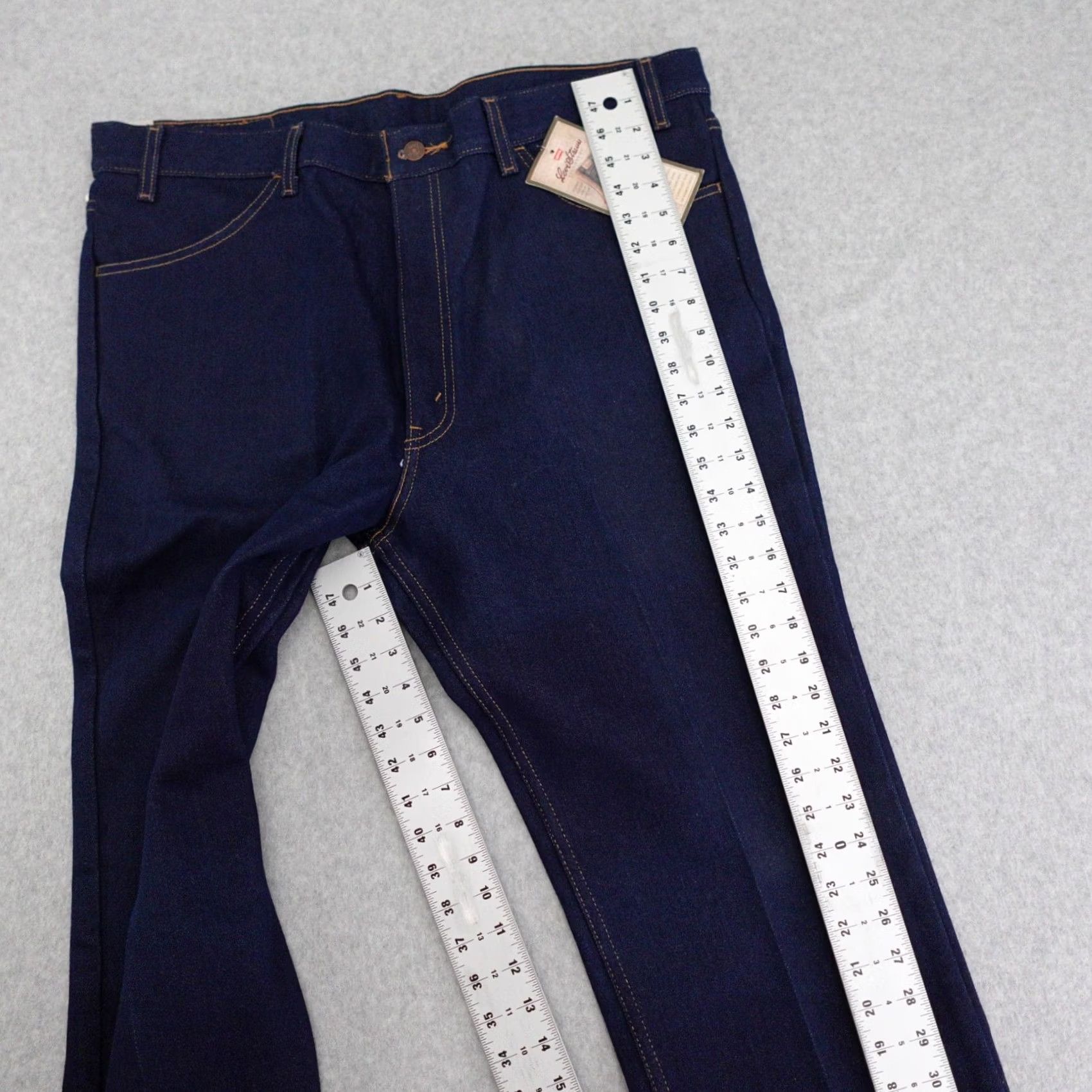 Levi's VINTAGE Levi's Jeans Main Selling Point Denim 40x34 90s Dark Wash Blue 40 Mens Jeans Mens Size US 40 / EU 56 - 6 Thumbnail