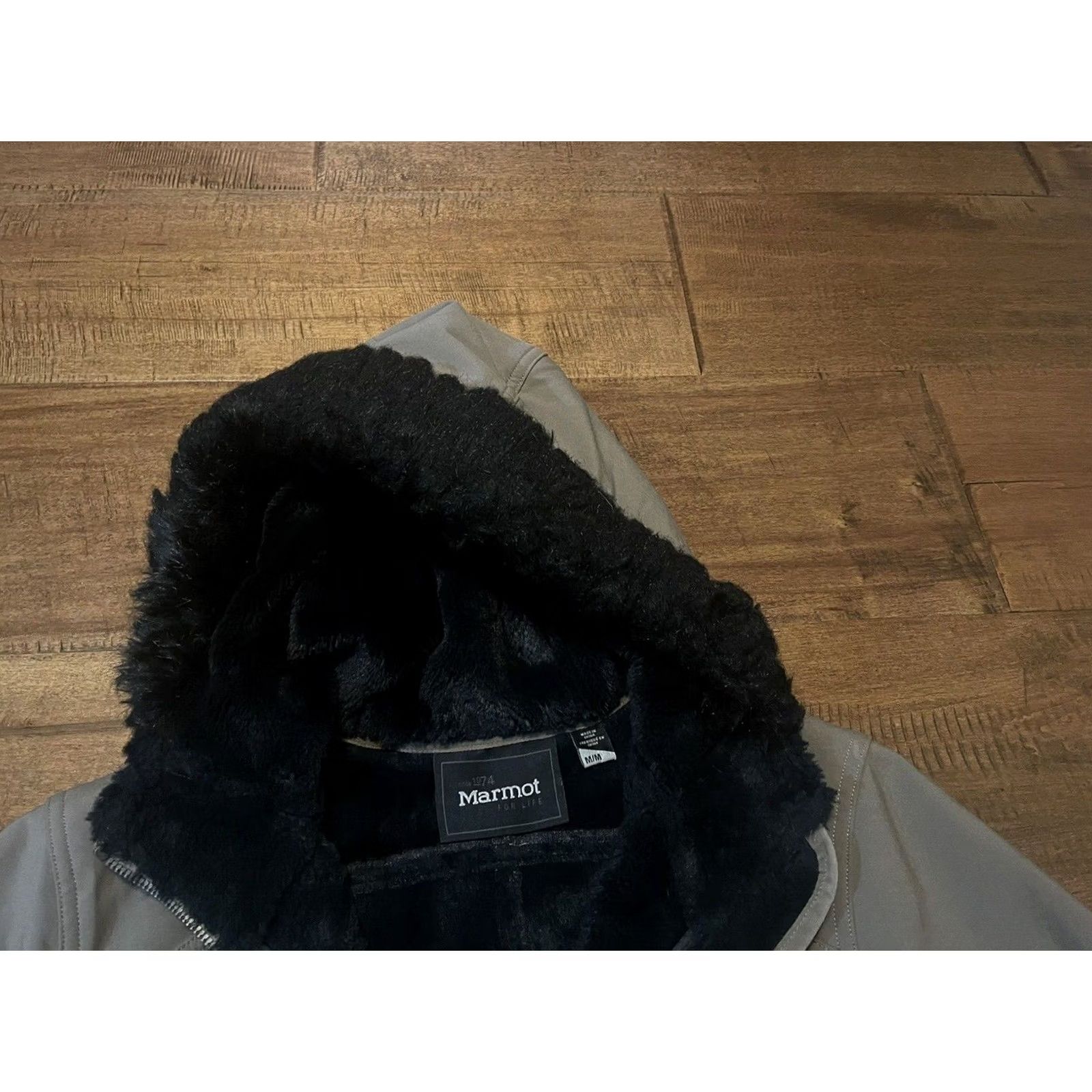 Marmot Marmot Waterproof Ski Jacket Coat Womens Medium M Beige Faux Fur Hood Lining Casual Travel Regular Fit Parka Size M / US 6-8 / IT 42-44 - 5 Thumbnail