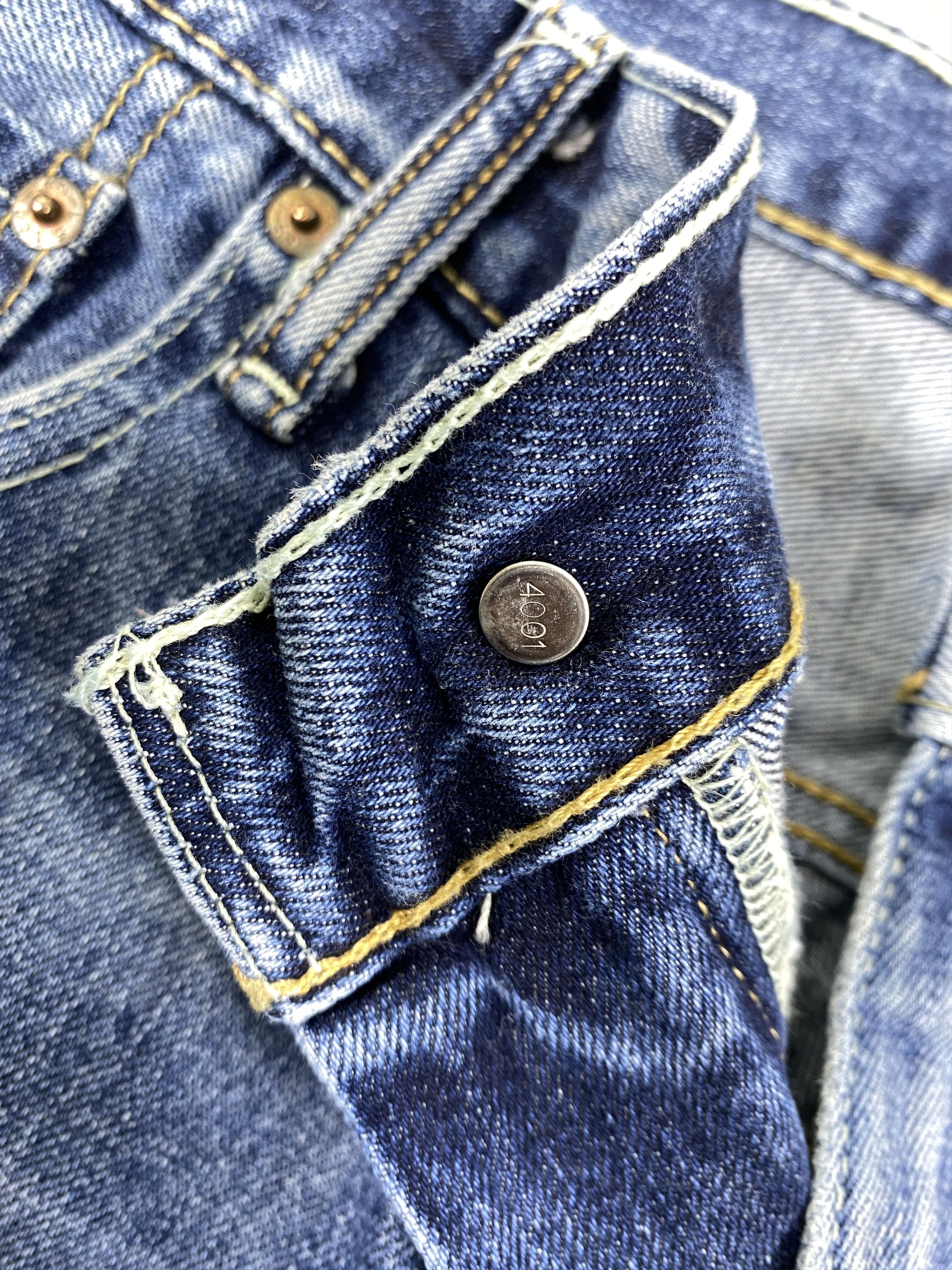 Levi's Blue Wash Vintage Levi's 569 Jeans 38x31 Denim -JN1064 Size US 38 / EU 54 - 7 Thumbnail