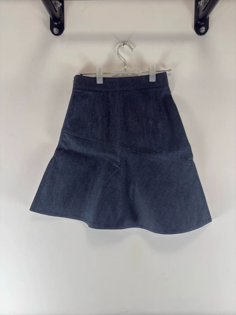 Louis Vuitton Louis Vuitton Denim Skirt 2503-Nextarrow Size 37" - 2 Thumbnail