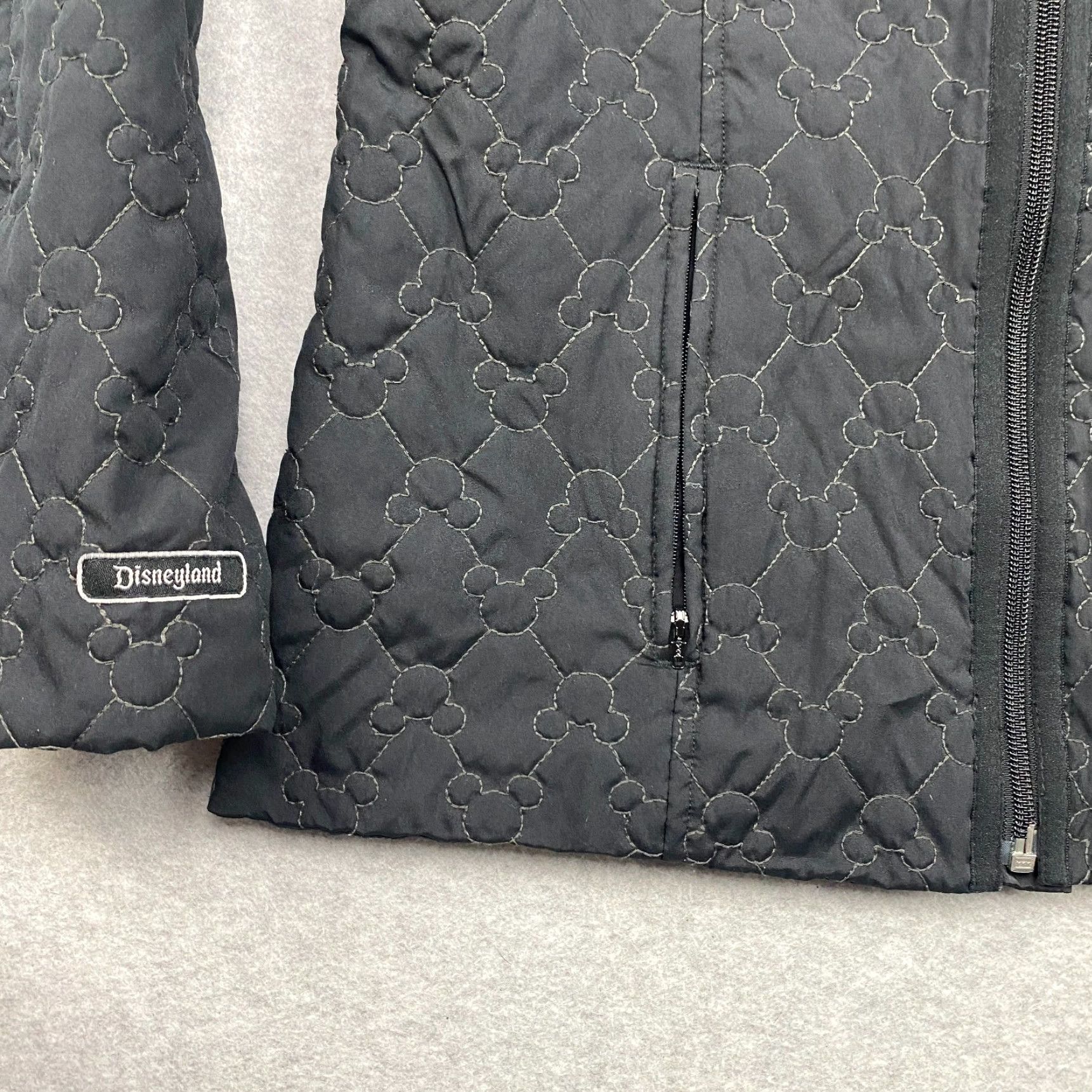 Vintage Disneyland Resort Jacket Womens Small Black Mickey Mouse Quilted Full Zip Lined Pockets Size S / US 4 / IT 40 - 5 Thumbnail