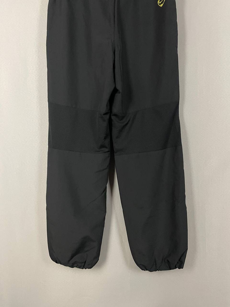 Nike Nike Tracksuit Pants Jacket Manchester United 2009 Size US M / EU 48-50 / 2 - 22 Thumbnail