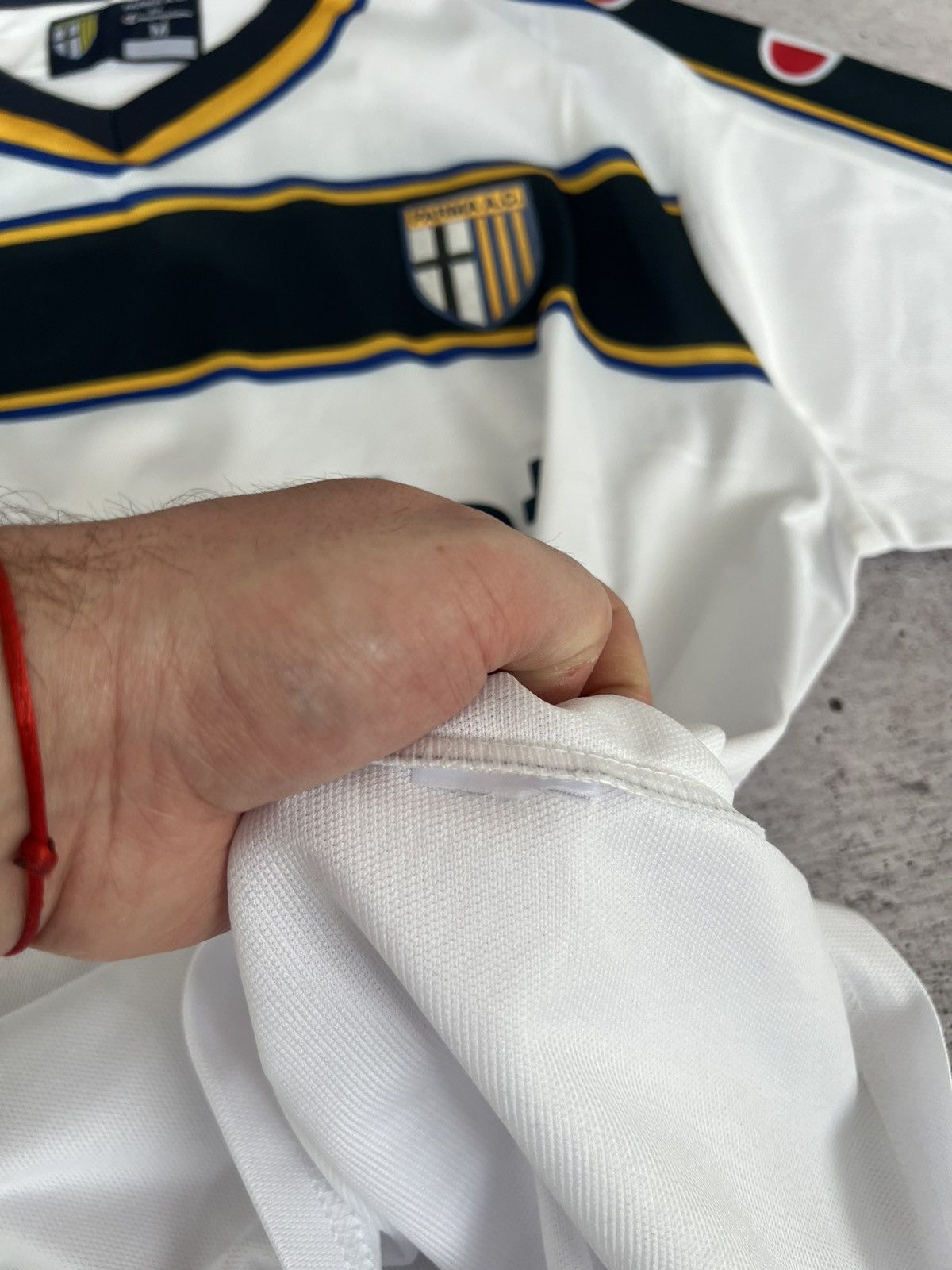Champion Champion Parma 2002/2003 Away Jersey Size US M / EU 48-50 / 2 - 7 Thumbnail