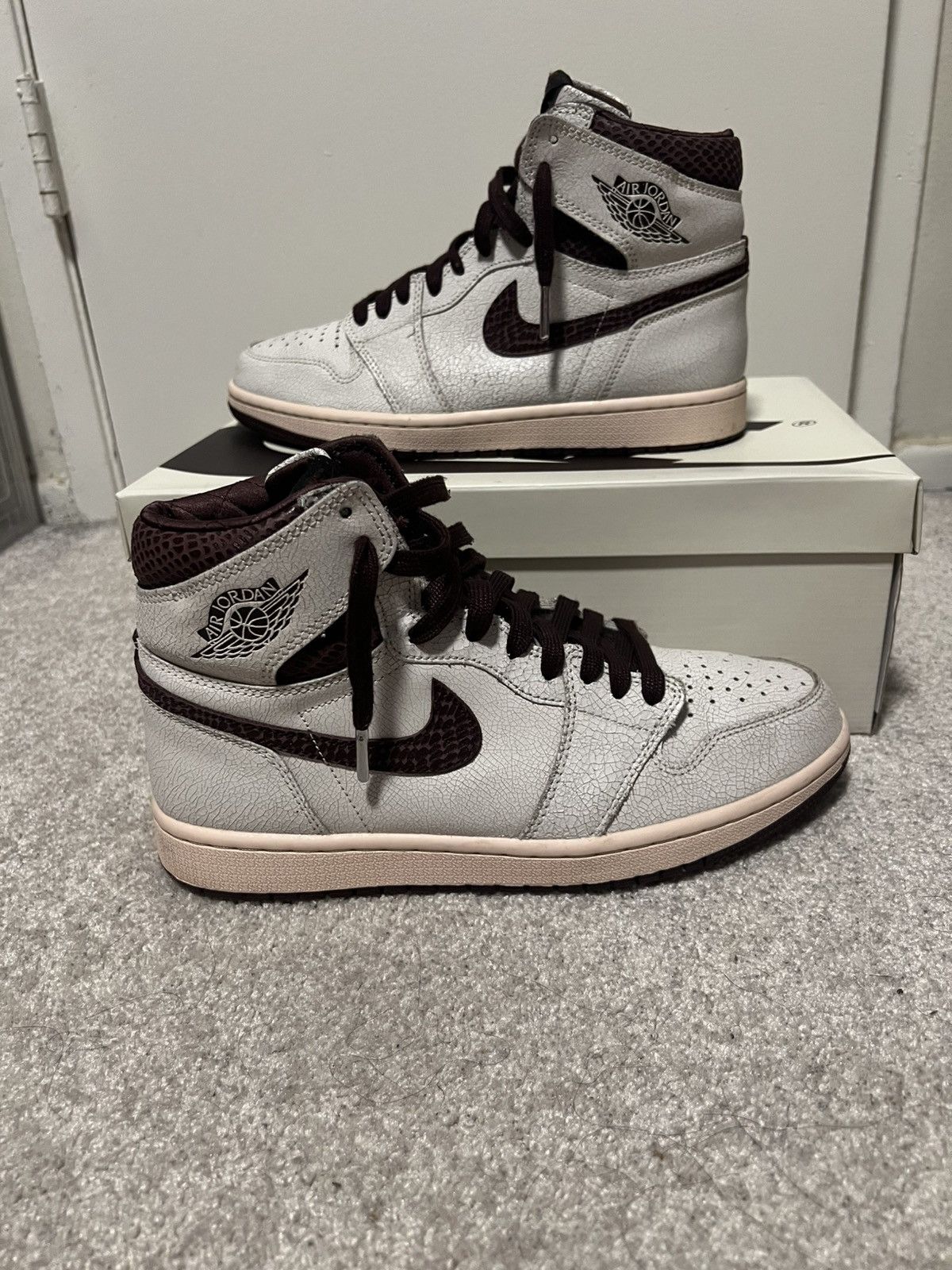 A Ma Maniere × Jordan Brand Jordan 1 A Ma Maniere Size US 9 / EU 42 - 1 Thumbnail