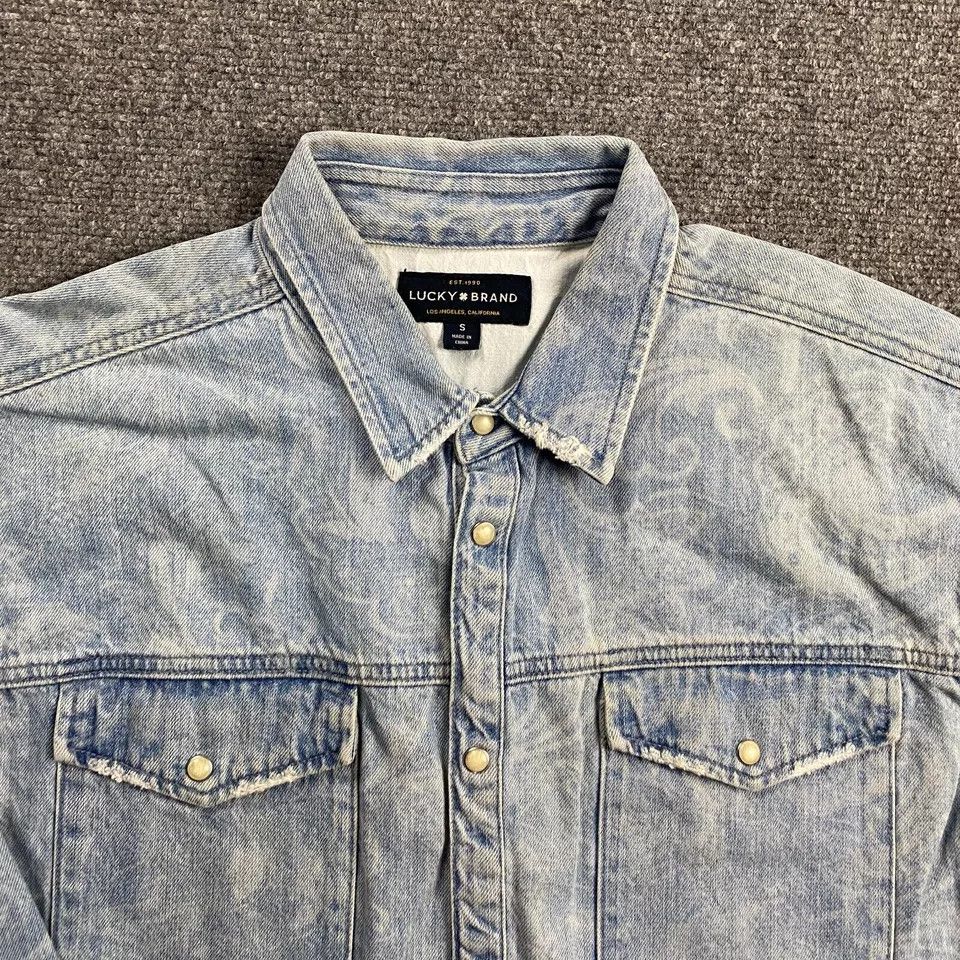 Lucky Brand Lucky Brand Shirt Women's Small Floral Pearl Snap Crop Size S / US 4 / IT 40 - 2 Thumbnail