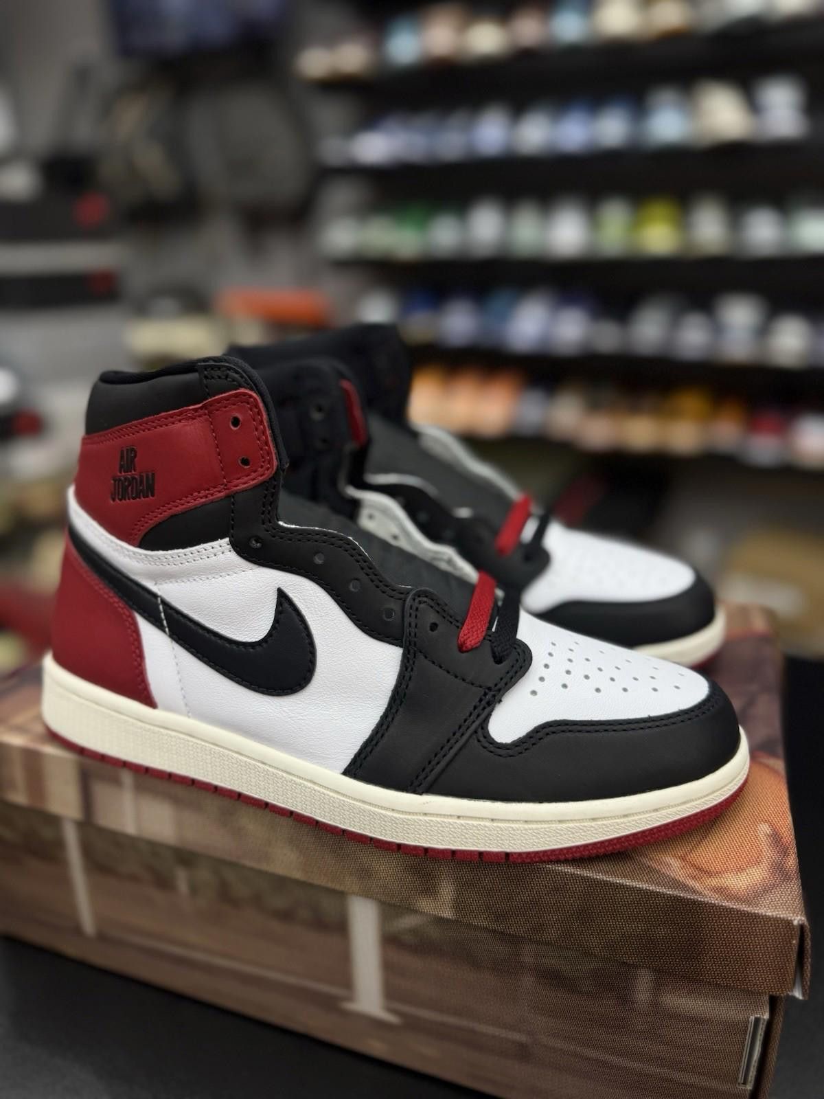 Jordan Brand Size 8.5 - Air Jordan 1 Retro OG High Black Reimagined NEW Size US 8.5 / EU 41-42 - 3 Thumbnail