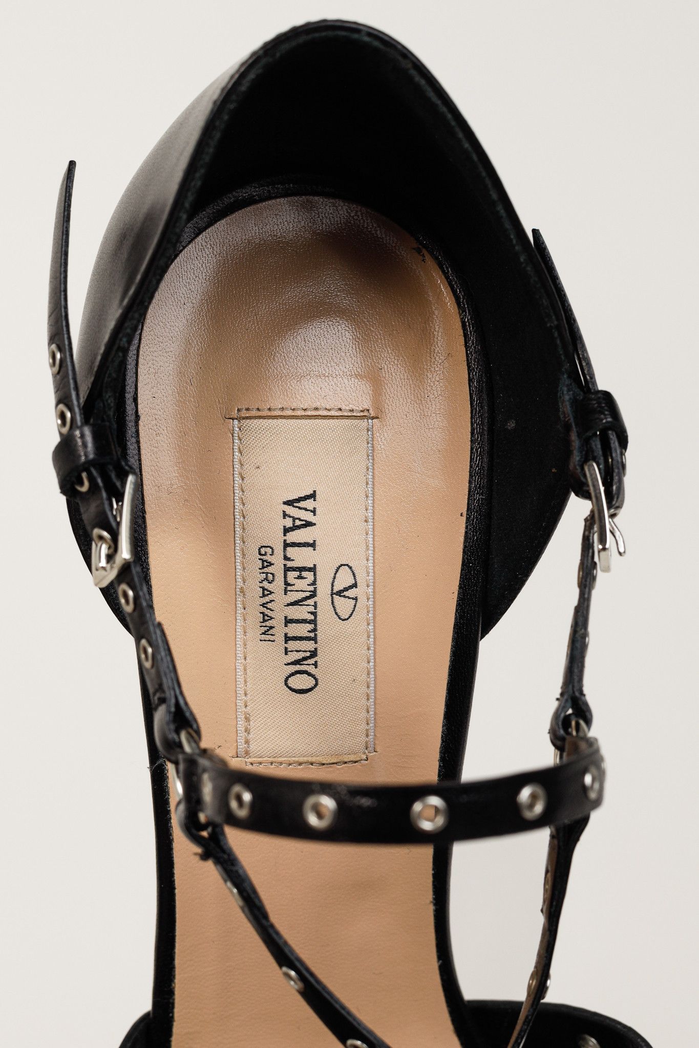 Valentino Valentino Garavani Love Latch Eyelet-Embellished Heels Size US 8.5 / IT 38.5 - 10 Thumbnail