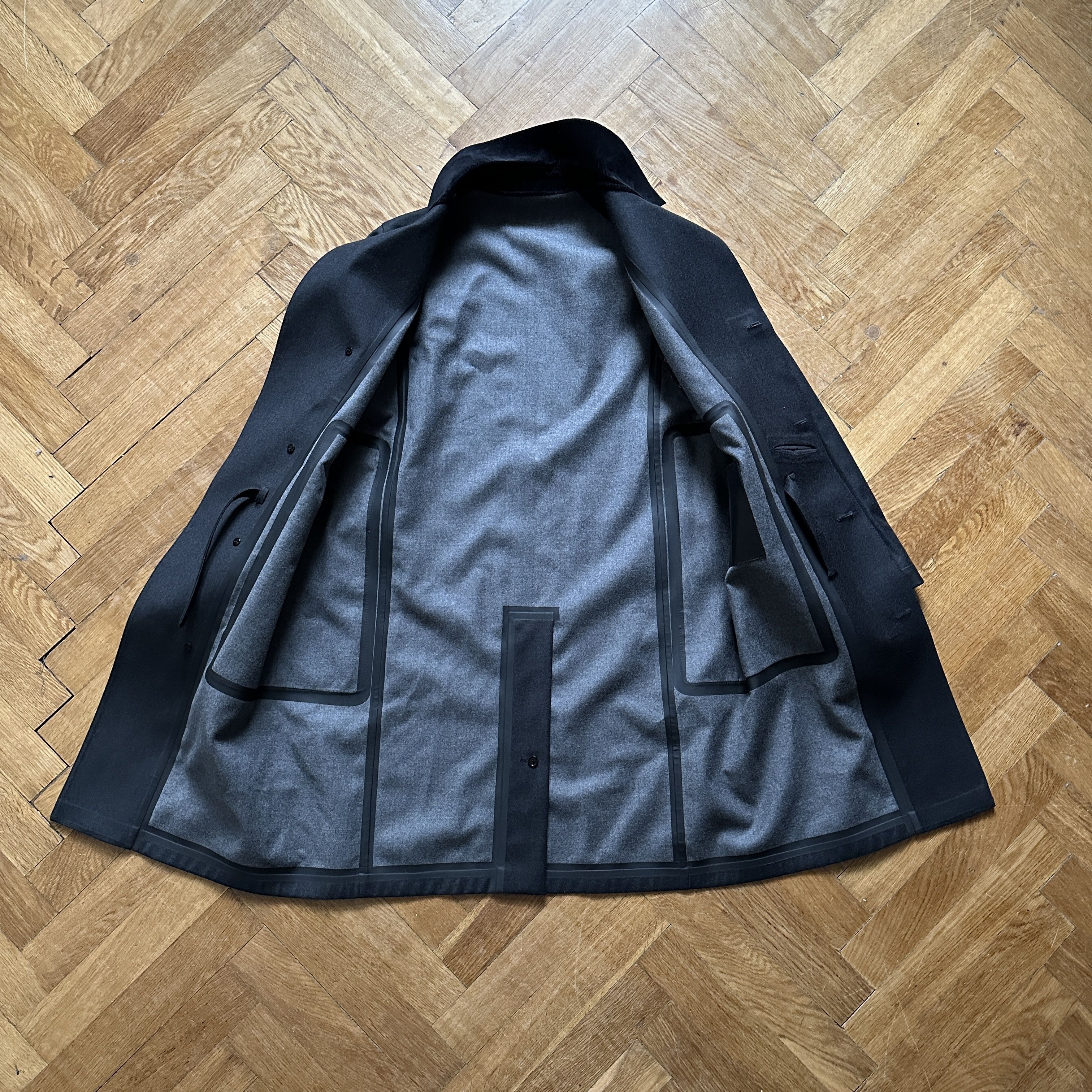 Berluti FW17 Prototype Grey Corduroy Collar Coat Size US S / EU 44-46 / 1 - 7 Thumbnail