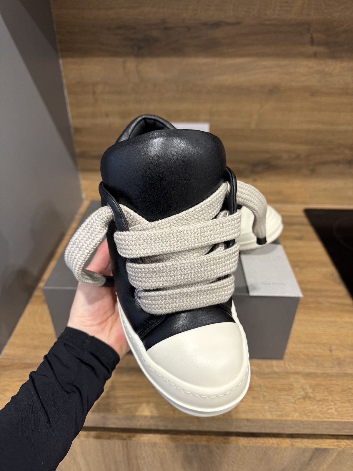 Rick Owens Last Size Rick Owens Jumbo Lace Padded Low Sneakers Size US 9 / IT 39 - 3 Thumbnail