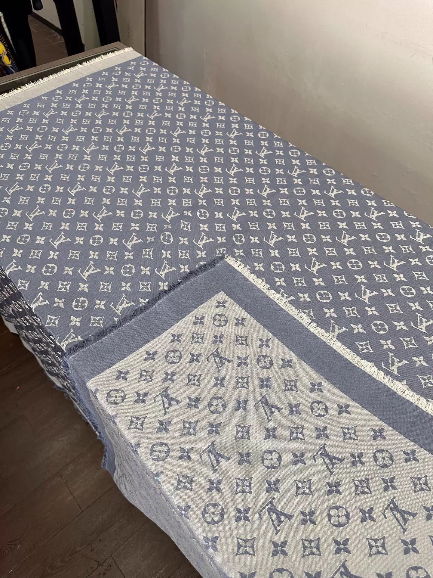Louis Vuitton LV Monogram Blue White Wool Square Scarf 143x143cm New Size ONE SIZE - 6 Thumbnail