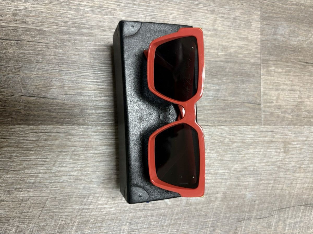 Louis Vuitton Red cyclone Sunglasses W Sunglasses Louis Vuitton Red in Plastic - 52102728 main image 3