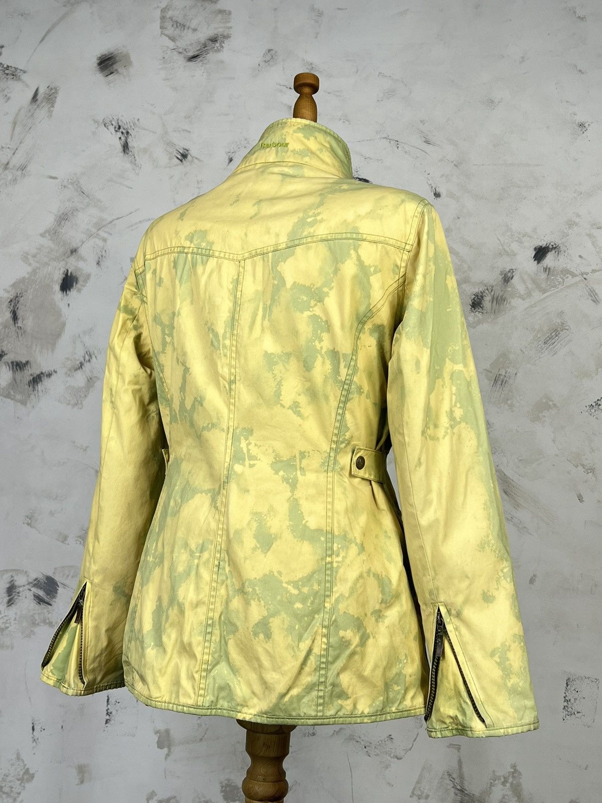 Barbour Vintage Barbour Waxed Custom Jacket Yellow Camo Size 6 S - M Size M / US 6-8 / IT 42-44 - 8 Thumbnail