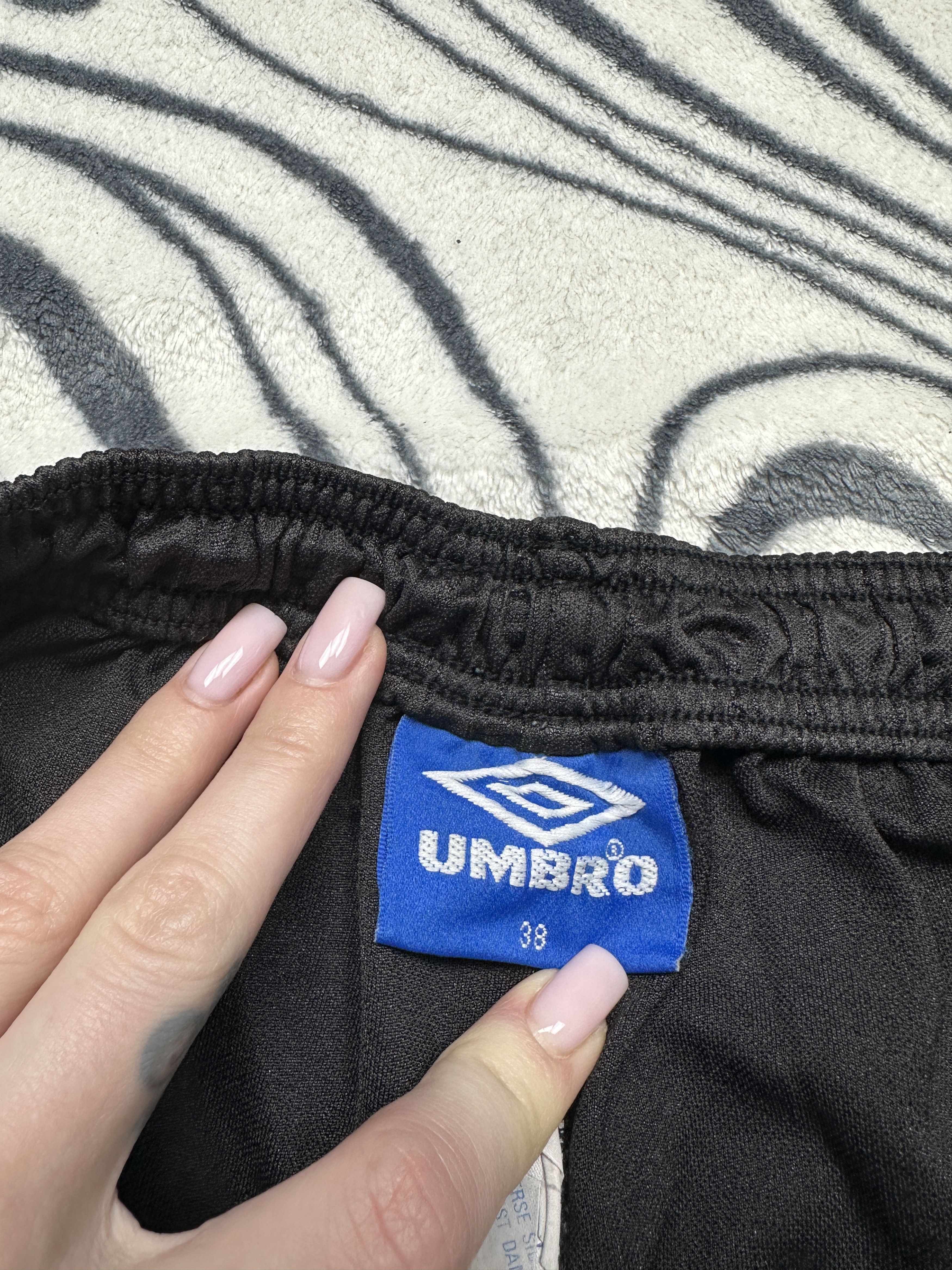 Umbro Umbro Vintage Mens Shorts Size US 38 / EU 54 - 5 Thumbnail