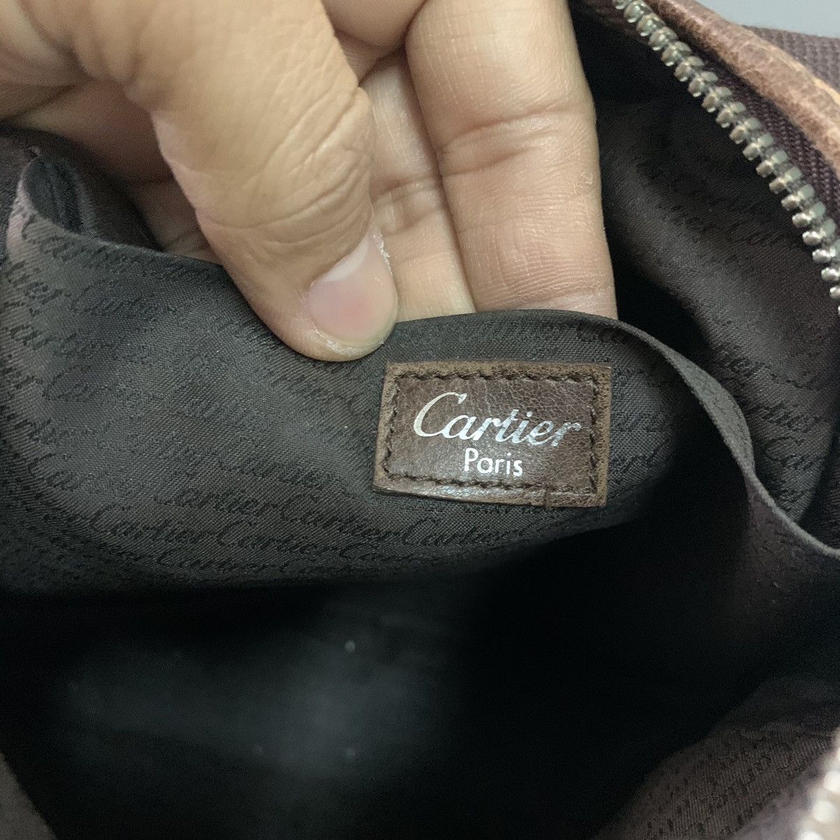 Cartier Cartier Paris Leather Slingbag Pre-Owned Size ONE SIZE - 14 Thumbnail