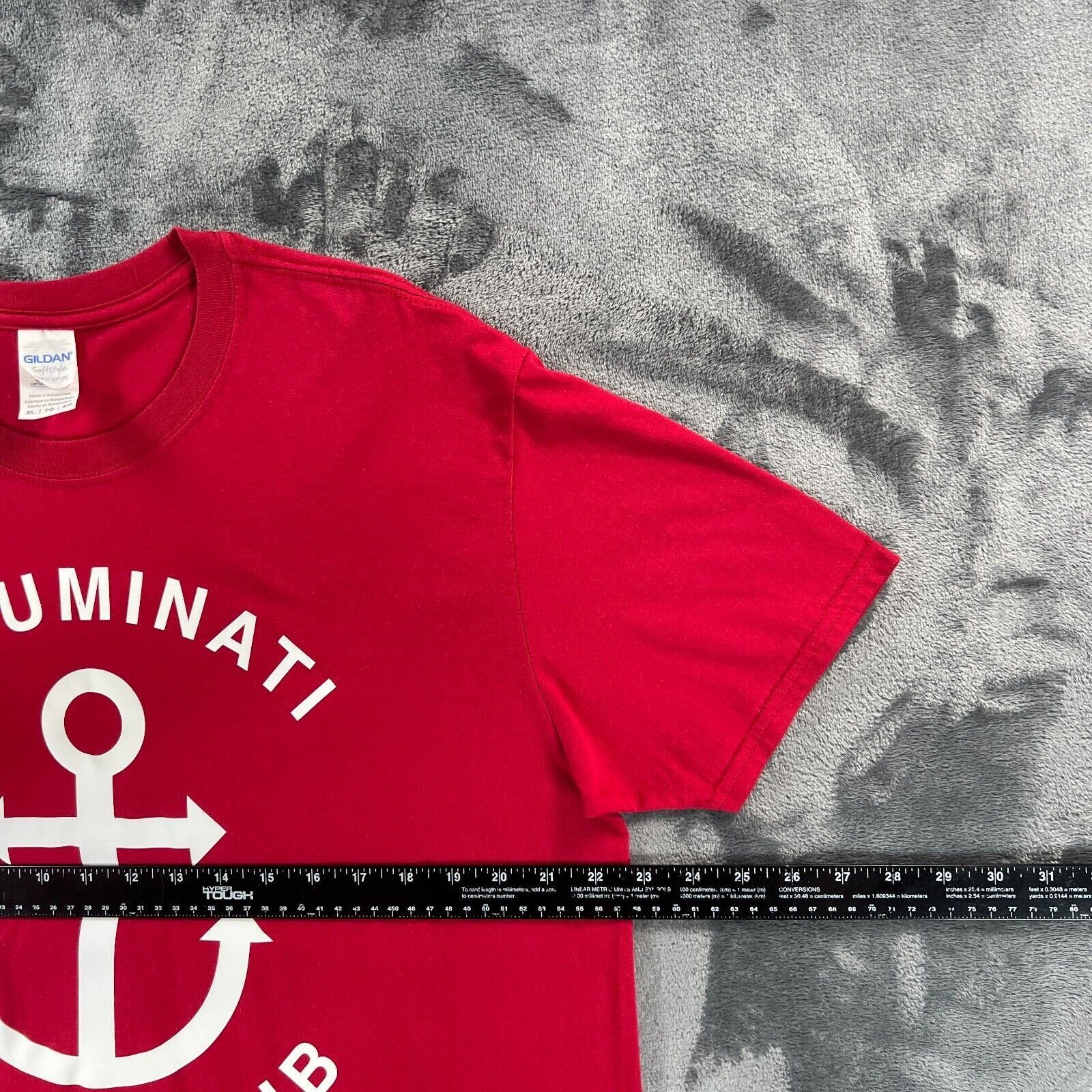 Gildan Illuminati Yacht Club T Shirt Men XL Top Secret Conspiracy A Size US XL / EU 56 / 4 - 5 Thumbnail