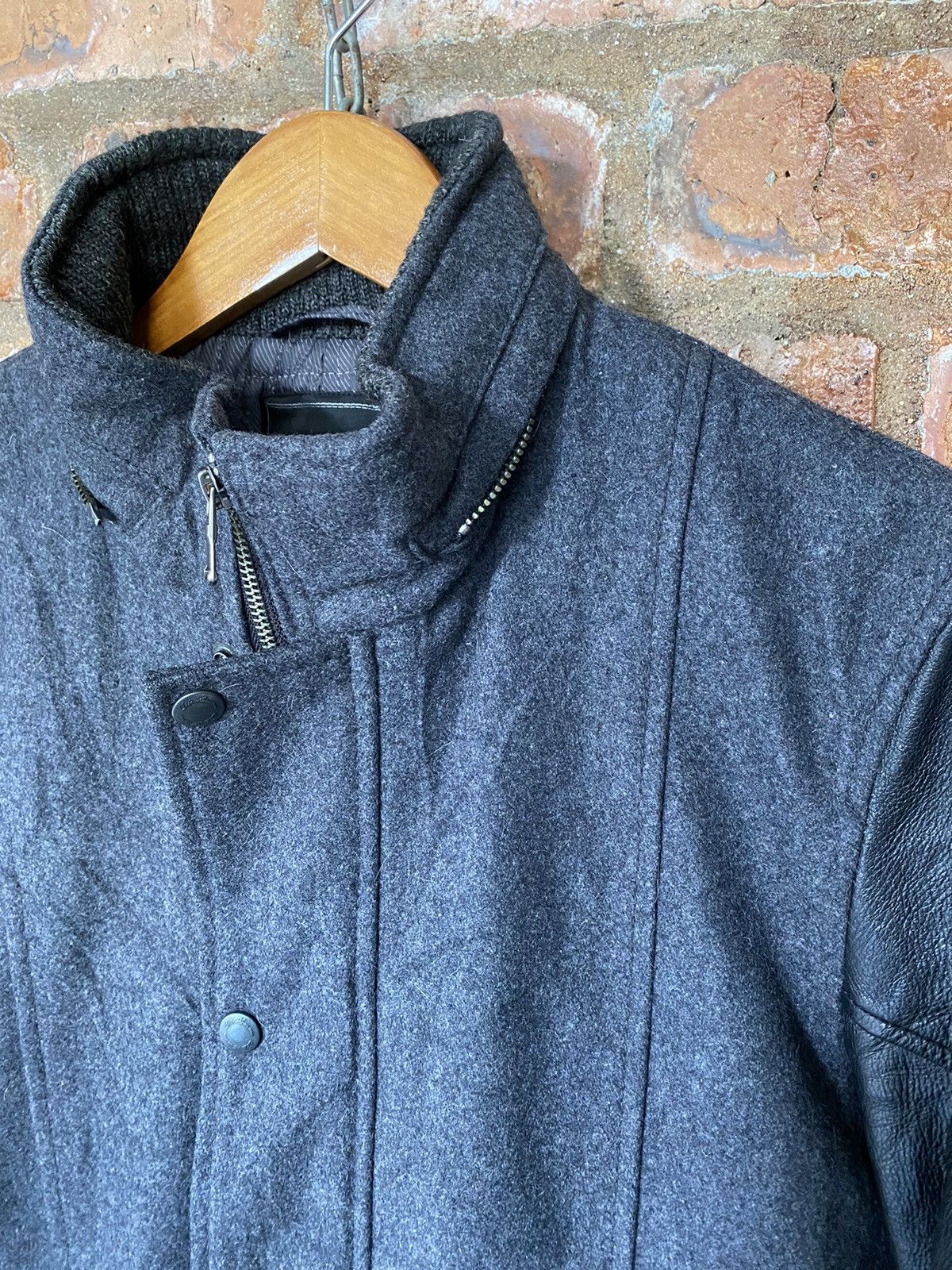 Tete Homme 🔥2000s Tete Homme Leather sleeve varsity wool jacket Size US L / EU 52-54 / 3 - 5 Thumbnail