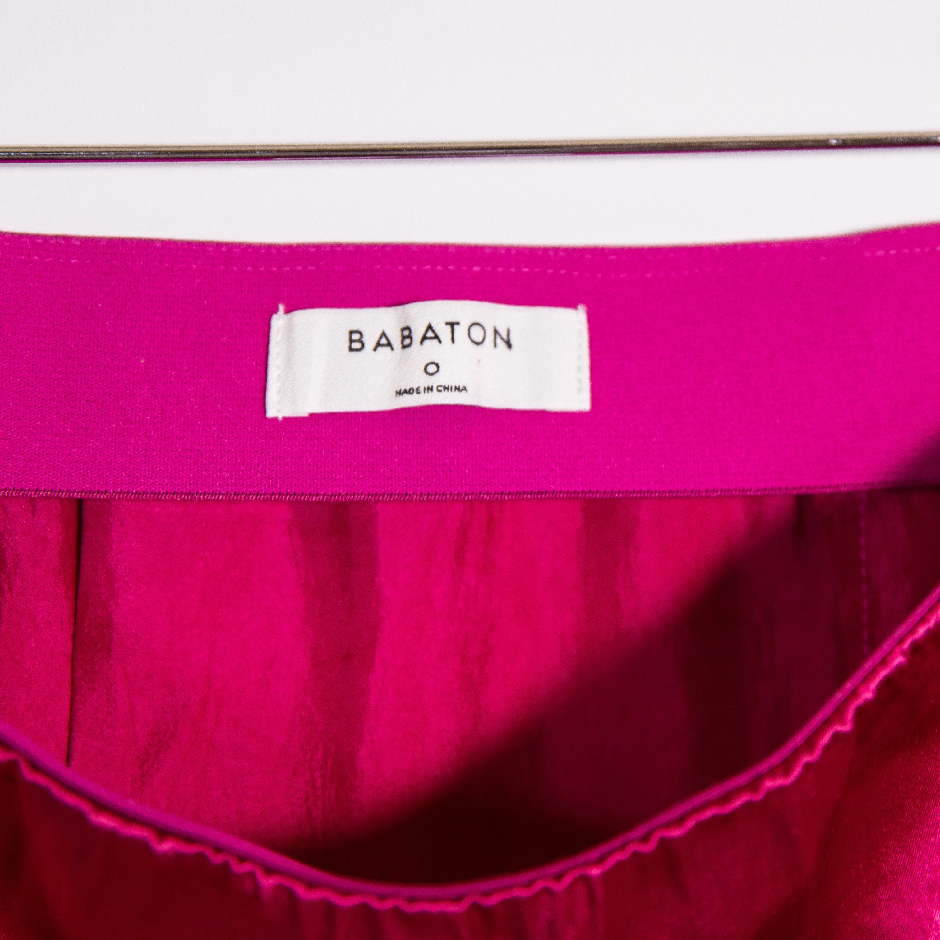 Aritzia Babaton Aritzia Eames Satin High-Waisted Size 25" / US 0 / IT 36 - 2 Thumbnail