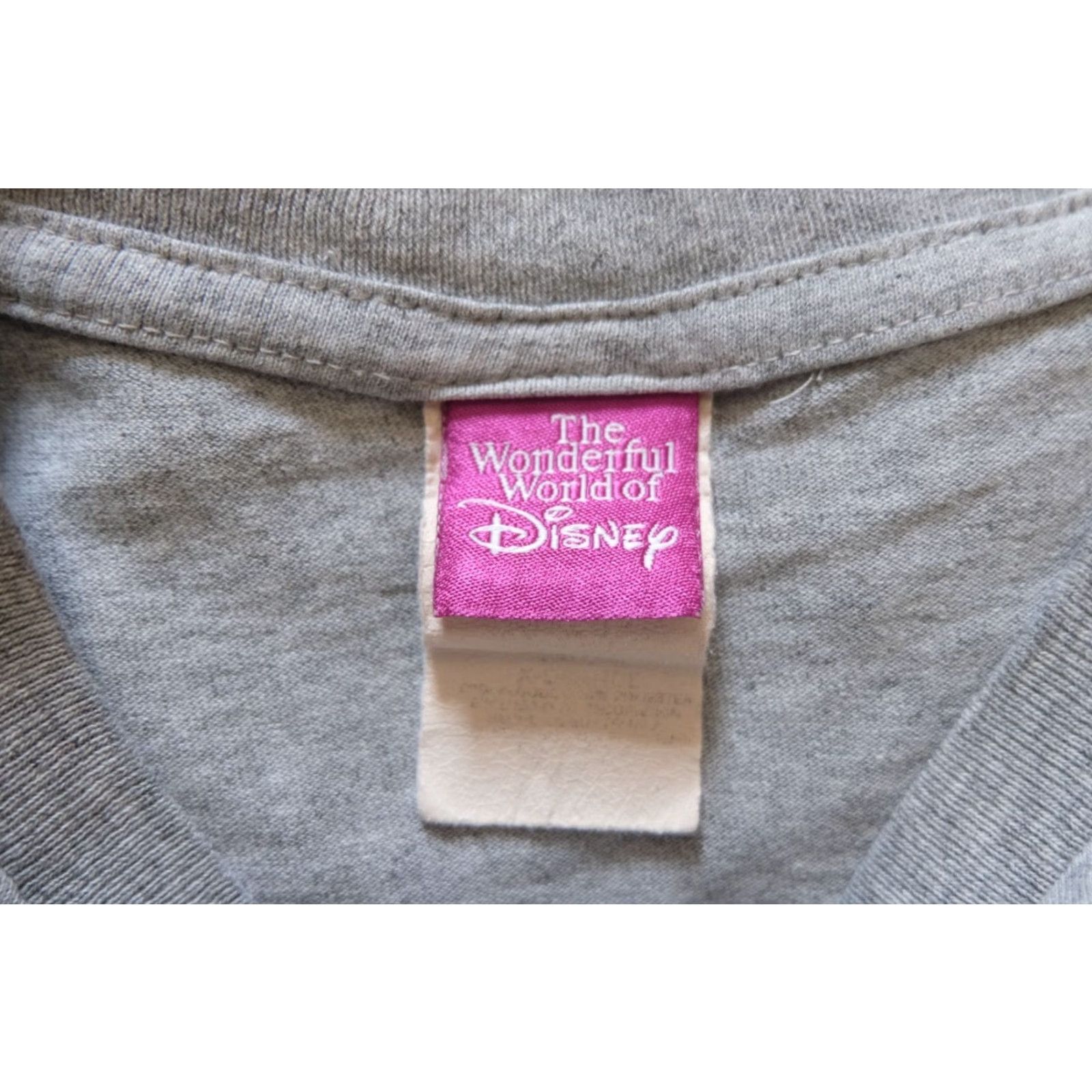 Disney VINTAGE Disney T-Shirt Mens XL 90s Cartoon Tigger Friends That Stay Together Gray Cotton Short Sleeve Crew Neck Graphic Print Size US XL / EU 56 / 4 - 7 Thumbnail